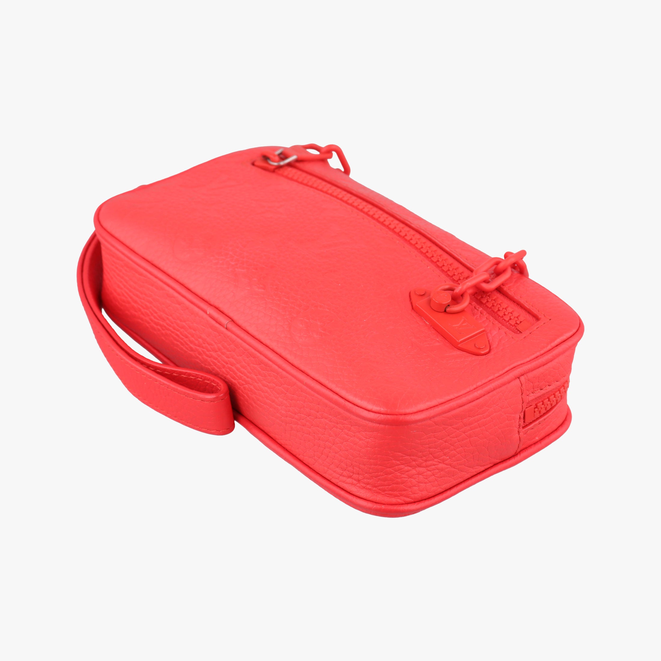 Pre-owned Louis Vuitton Pochette Volga Red Monogram Empreinte M53555 clutchbag | stylenewstar