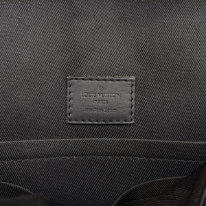 Vintage Louis Vuitton District PM Noir Damier Infini Leather N41033 shoulderbag | stylenewstar