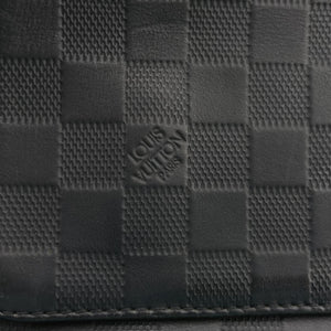Vintage Louis Vuitton District PM Noir Damier Infini Leather N41033 shoulderbag | stylenewstar