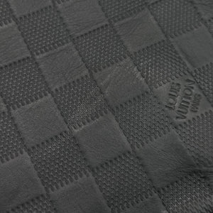 Vintage Louis Vuitton District PM Noir Damier Infini Leather N41033 shoulderbag | stylenewstar