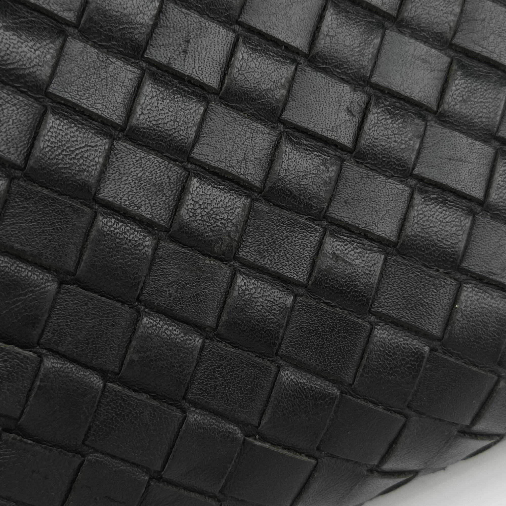 Vintage Bottega Veneta Intrecciato Black lambskin  shoulderbag | stylenewstar