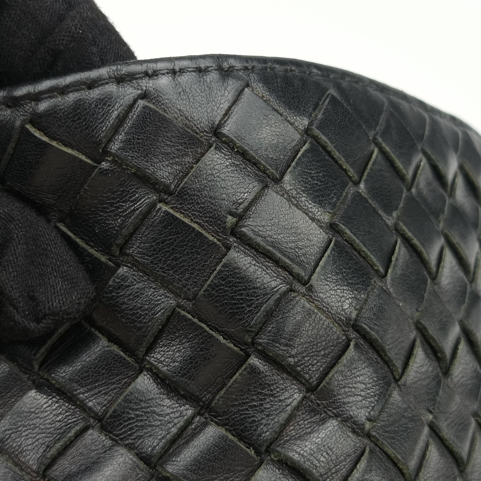 Vintage Bottega Veneta Intrecciato Black lambskin  shoulderbag | stylenewstar