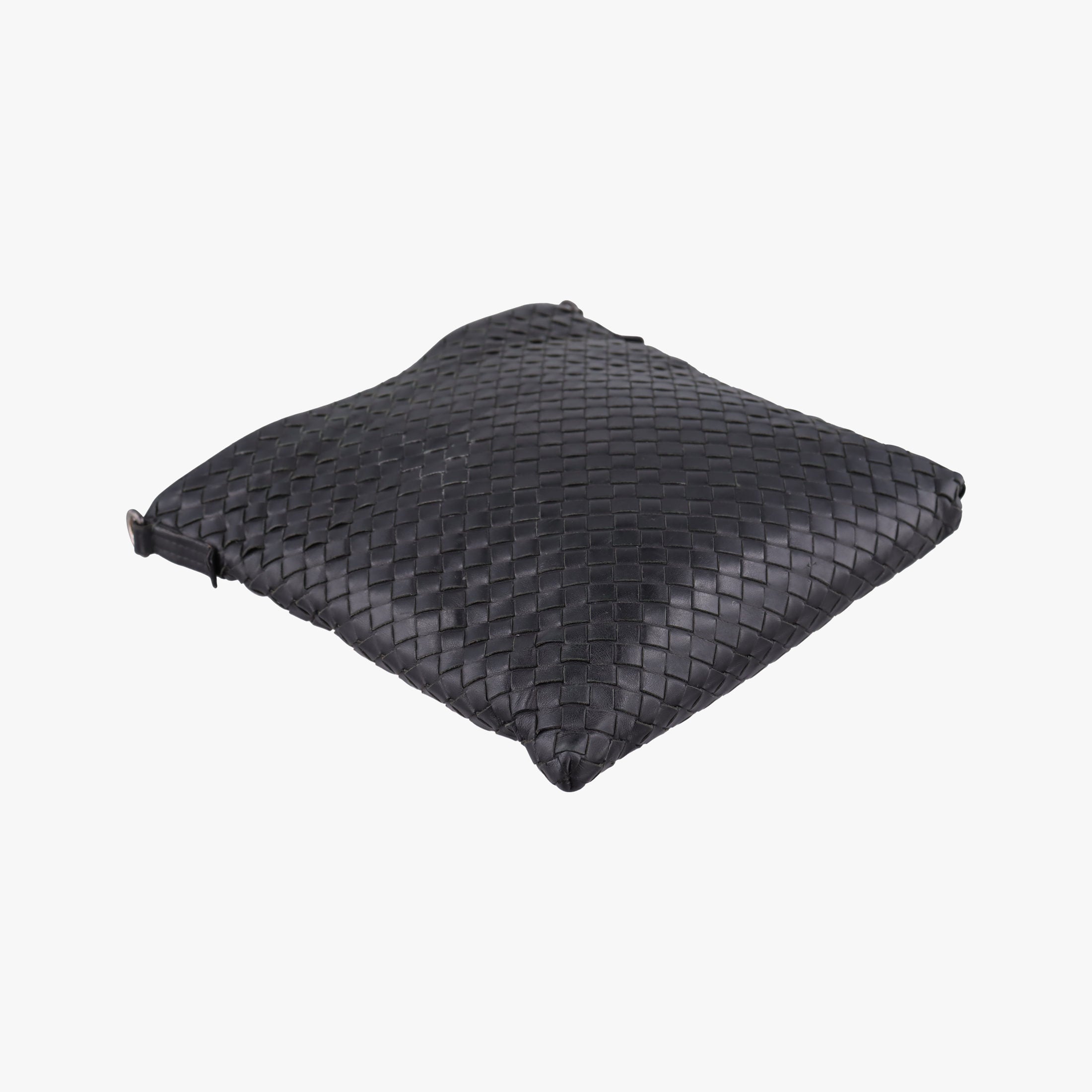 Vintage Bottega Veneta Intrecciato Black lambskin  shoulderbag | stylenewstar