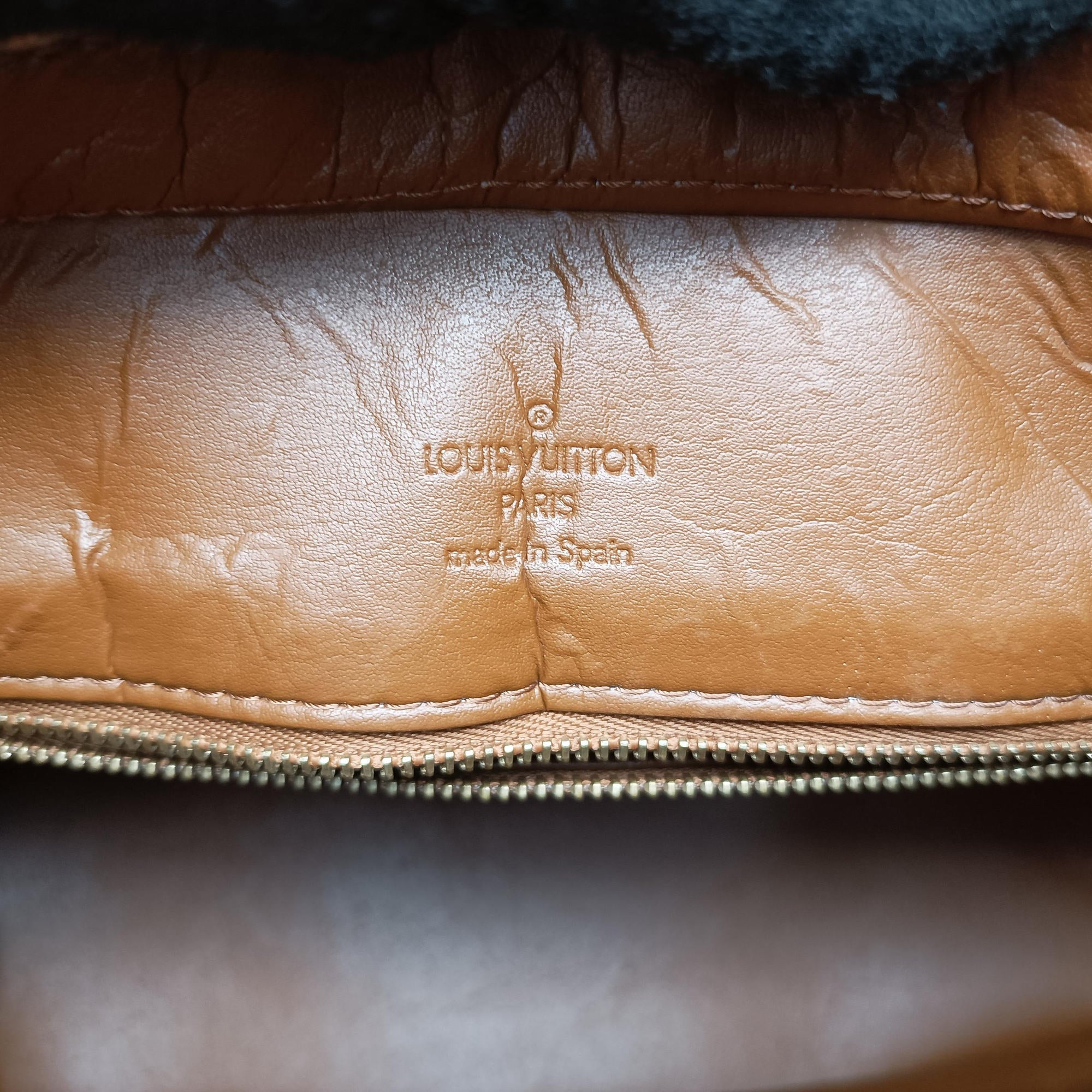 Vintage Louis Vuitton Houston Brown Vernis M91122 handbag | stylenewstar