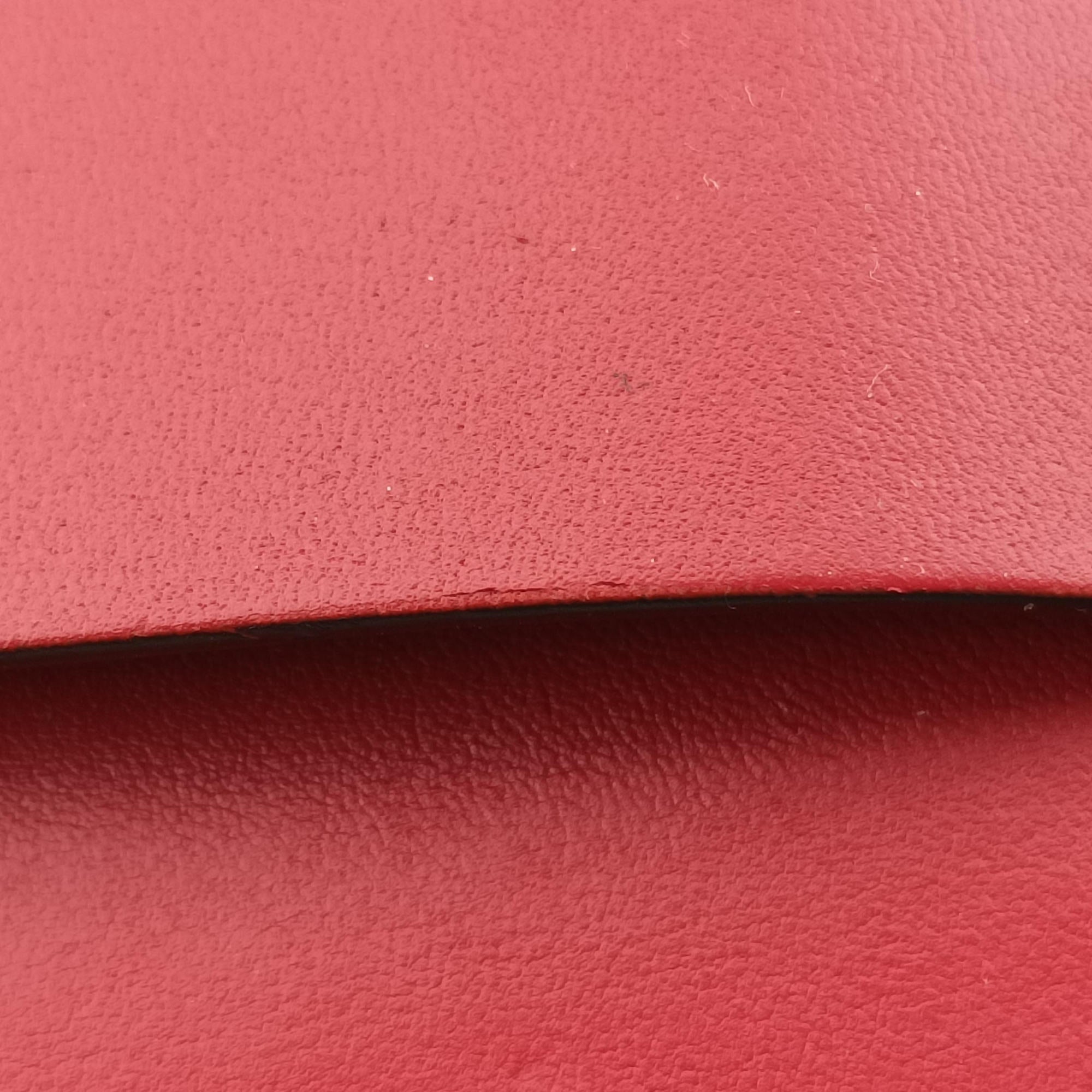 Pre-owned Valentino Rockstud Red Leather  shoulderbag | stylenewstar