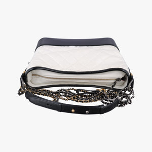 Pre-owned Chanel GABRIELLE Black×white lambskin A93824 shoulderbag | stylenewstar