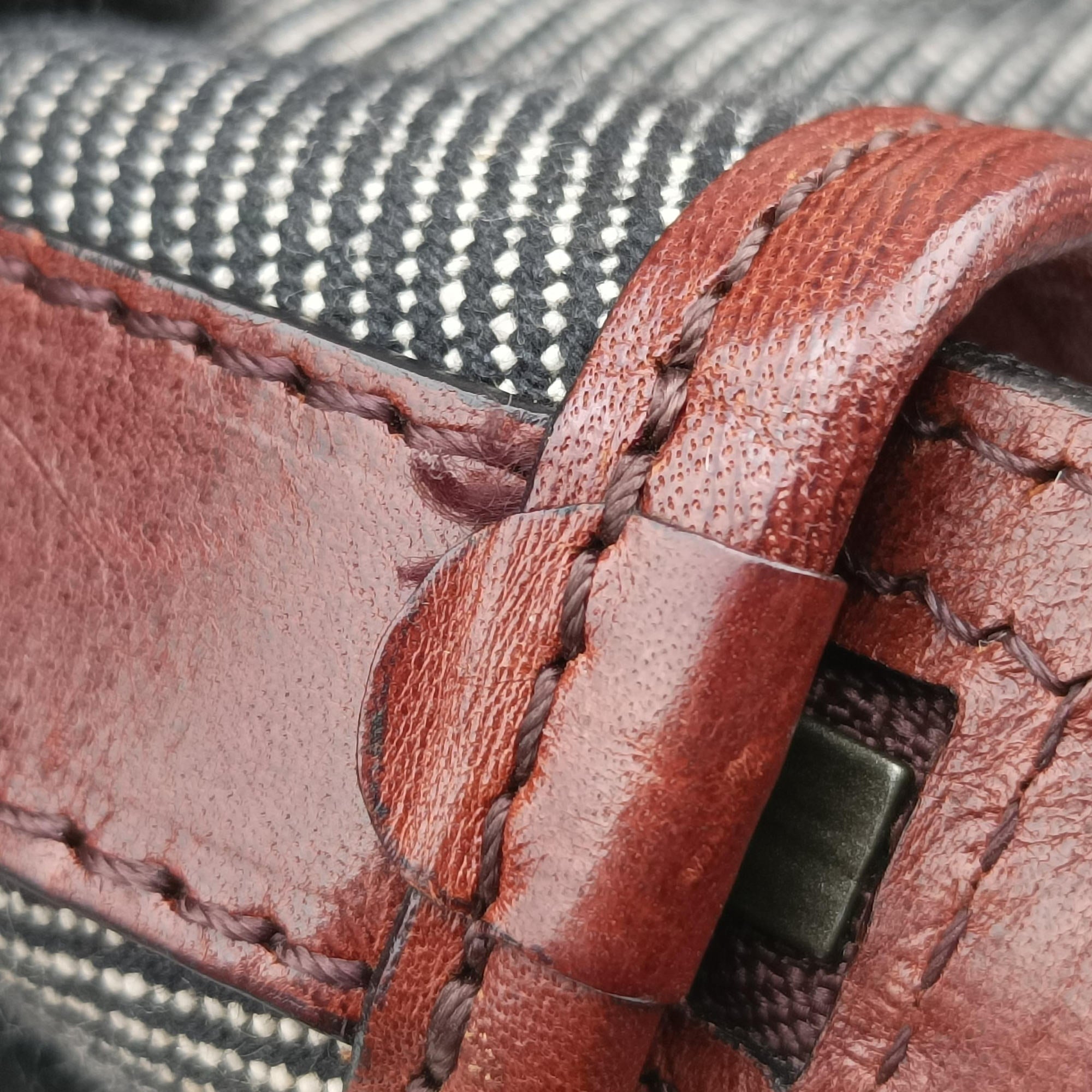 Pre-owned Burberry Beat Check Brown × Beige × Black Canvas × Leather  shoulderbag | stylenewstar