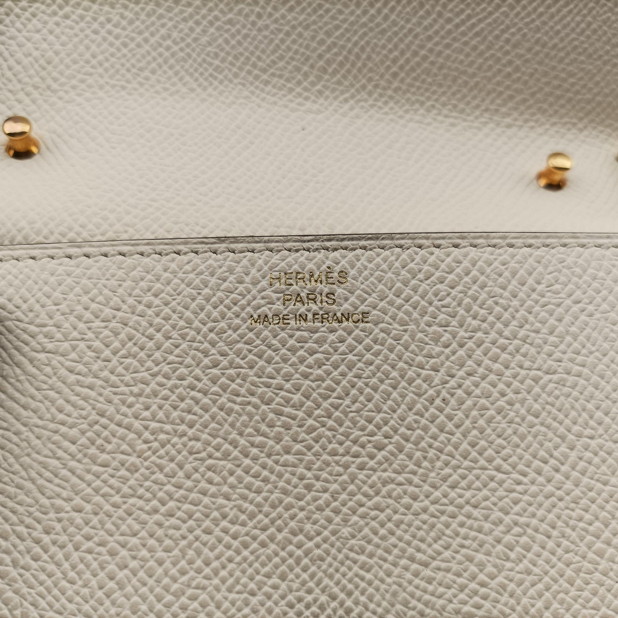 Pre-owned Hermes Clic 16 Nata Epsom Calfskin  shoulderbag | stylenewstar