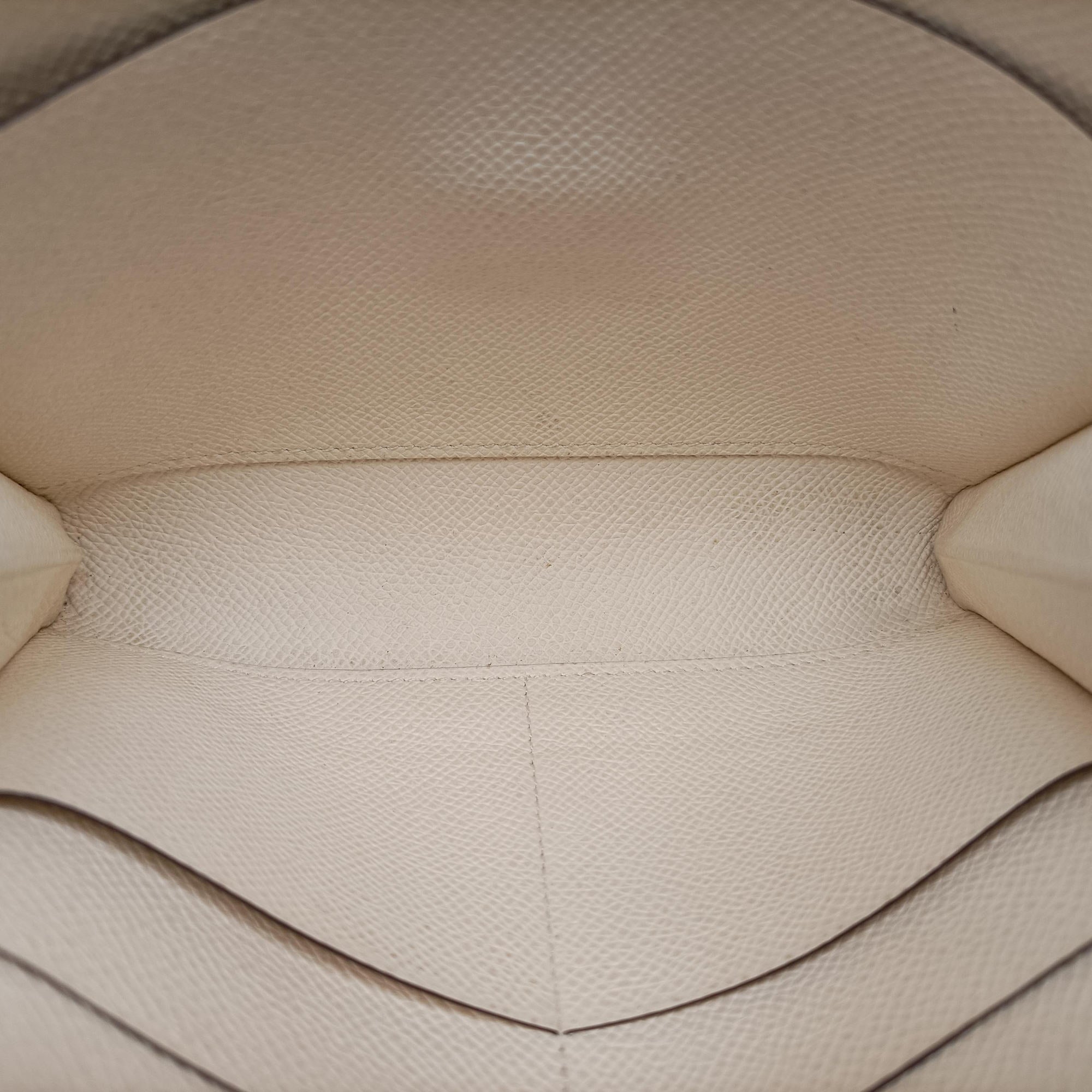 Pre-owned Hermes Clic 16 Nata Epsom Calfskin  shoulderbag | stylenewstar