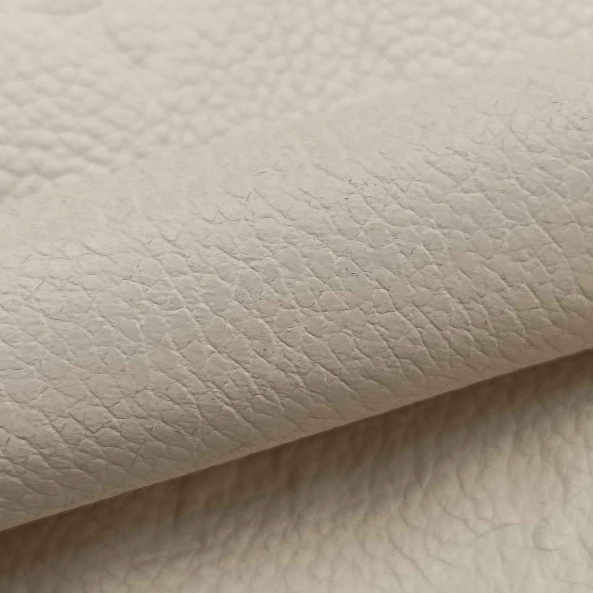 Pre-owned Louis Vuitton Artsy MM NEIGE Monogram Empreinte M93449 shoulderbag | stylenewstar