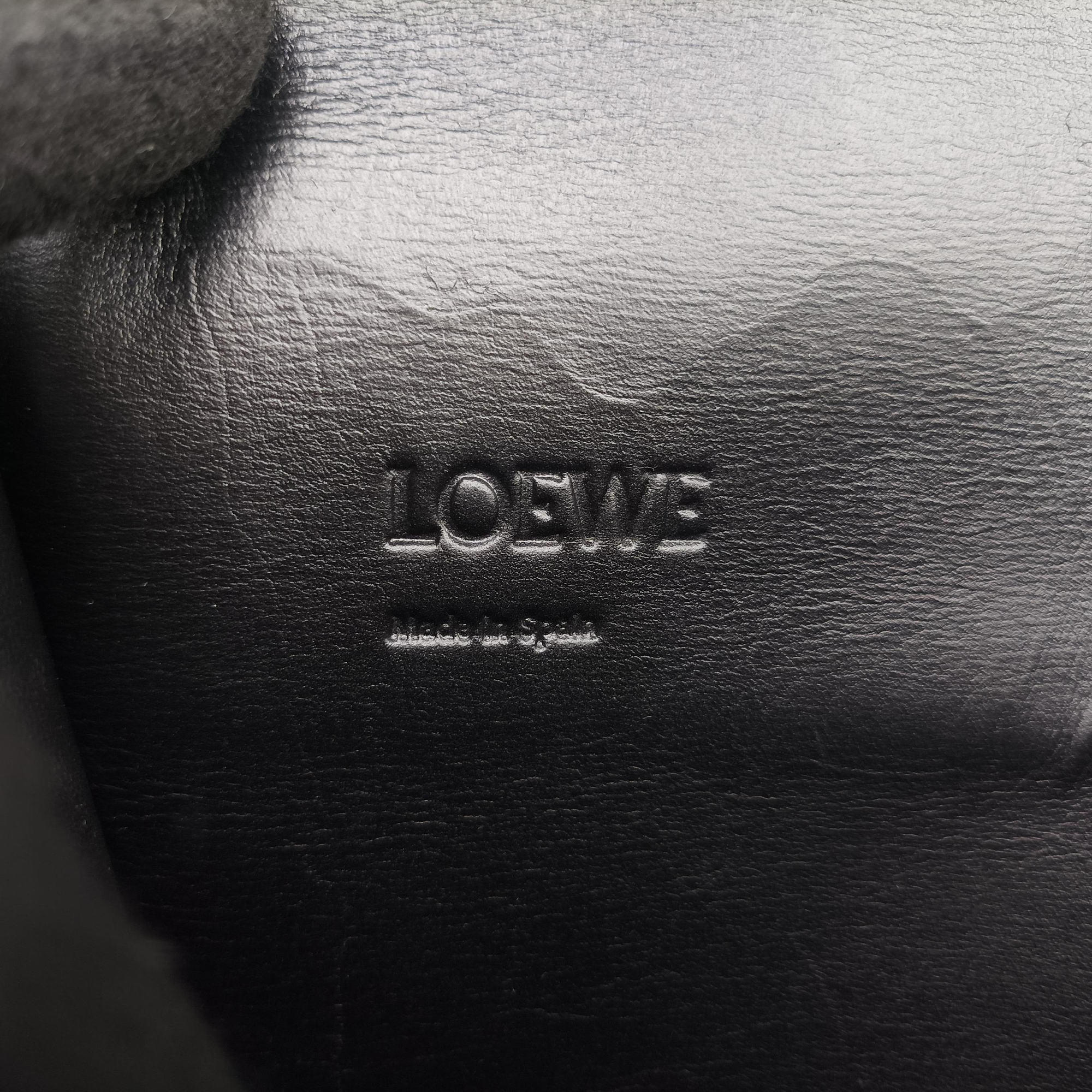 Secondhand Loewe Barcelona Black Leather  shoulderbag | stylenewstar