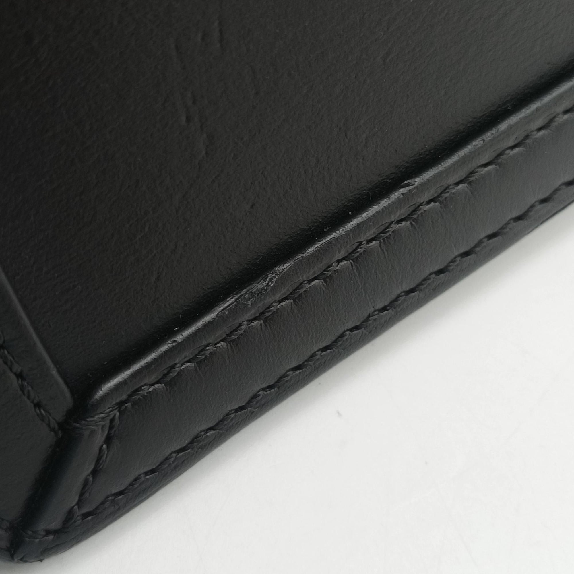 Secondhand Loewe Barcelona Black Leather  shoulderbag | stylenewstar
