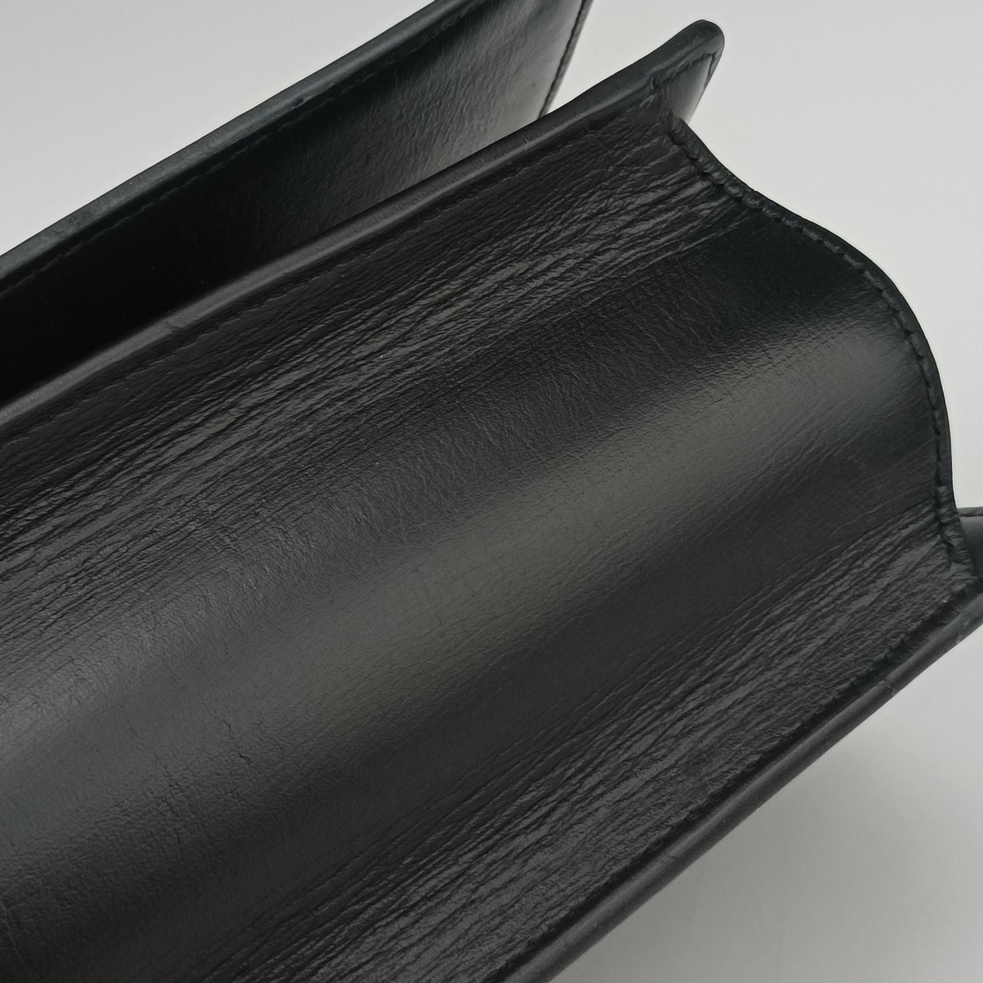 Secondhand Loewe Barcelona Black Leather  shoulderbag | stylenewstar