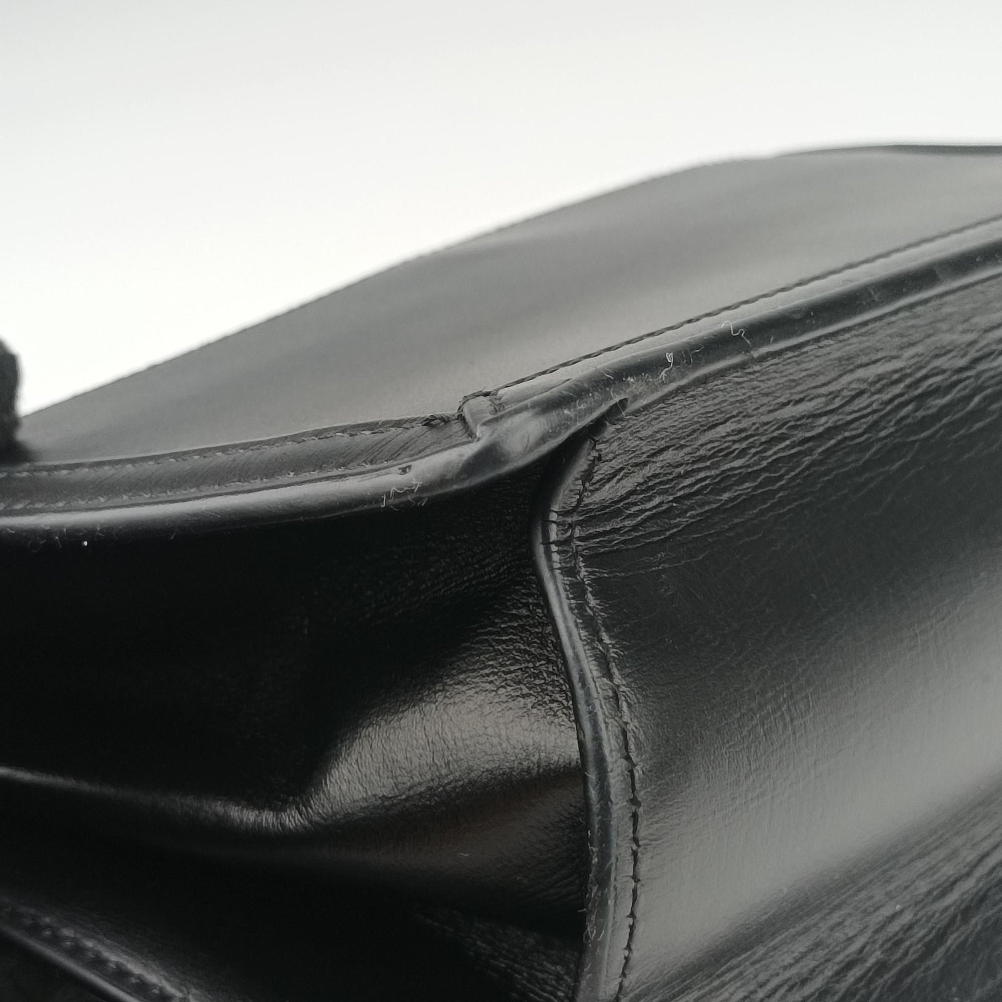 Secondhand Loewe Barcelona Black Leather  shoulderbag | stylenewstar