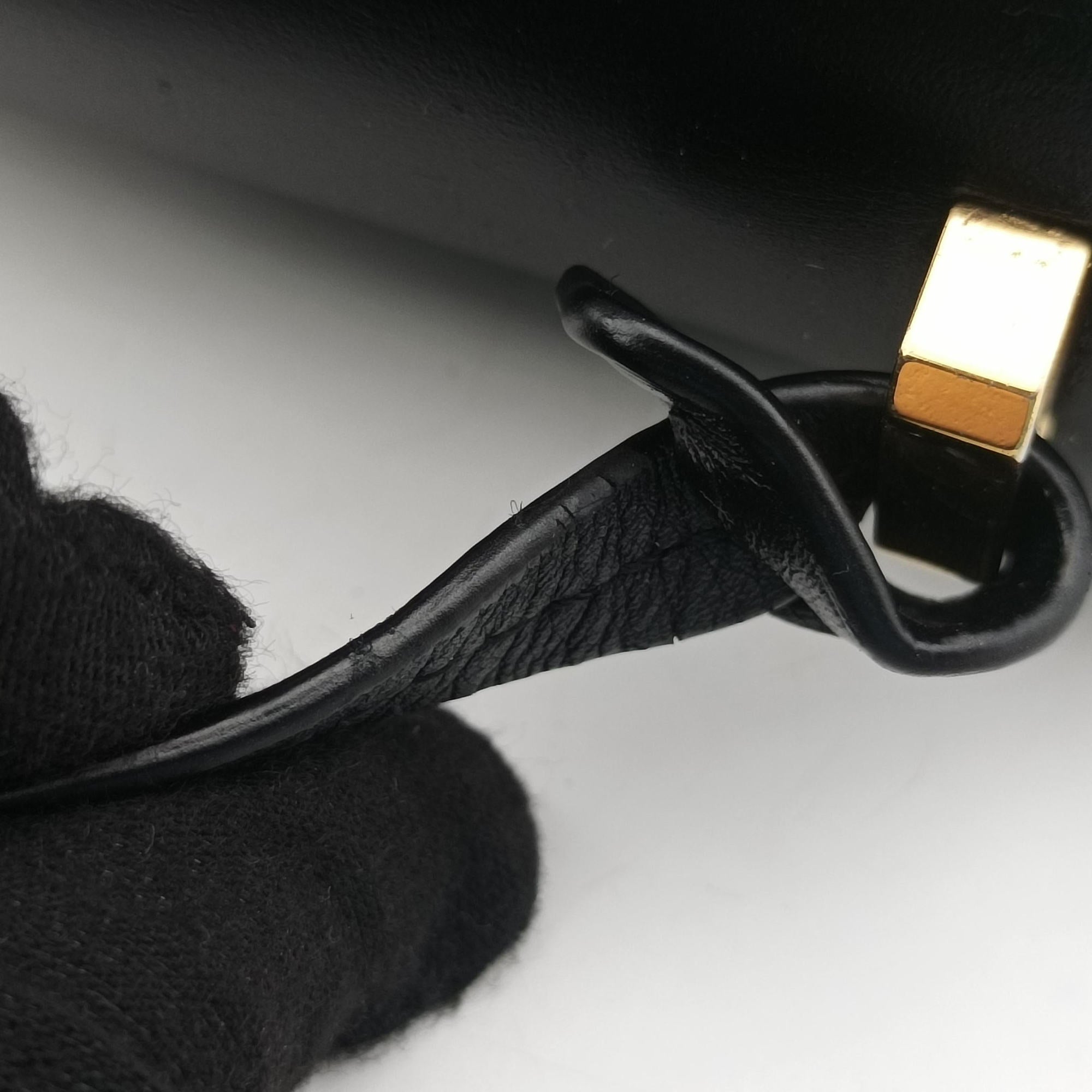 Secondhand Loewe Barcelona Black Leather  shoulderbag | stylenewstar