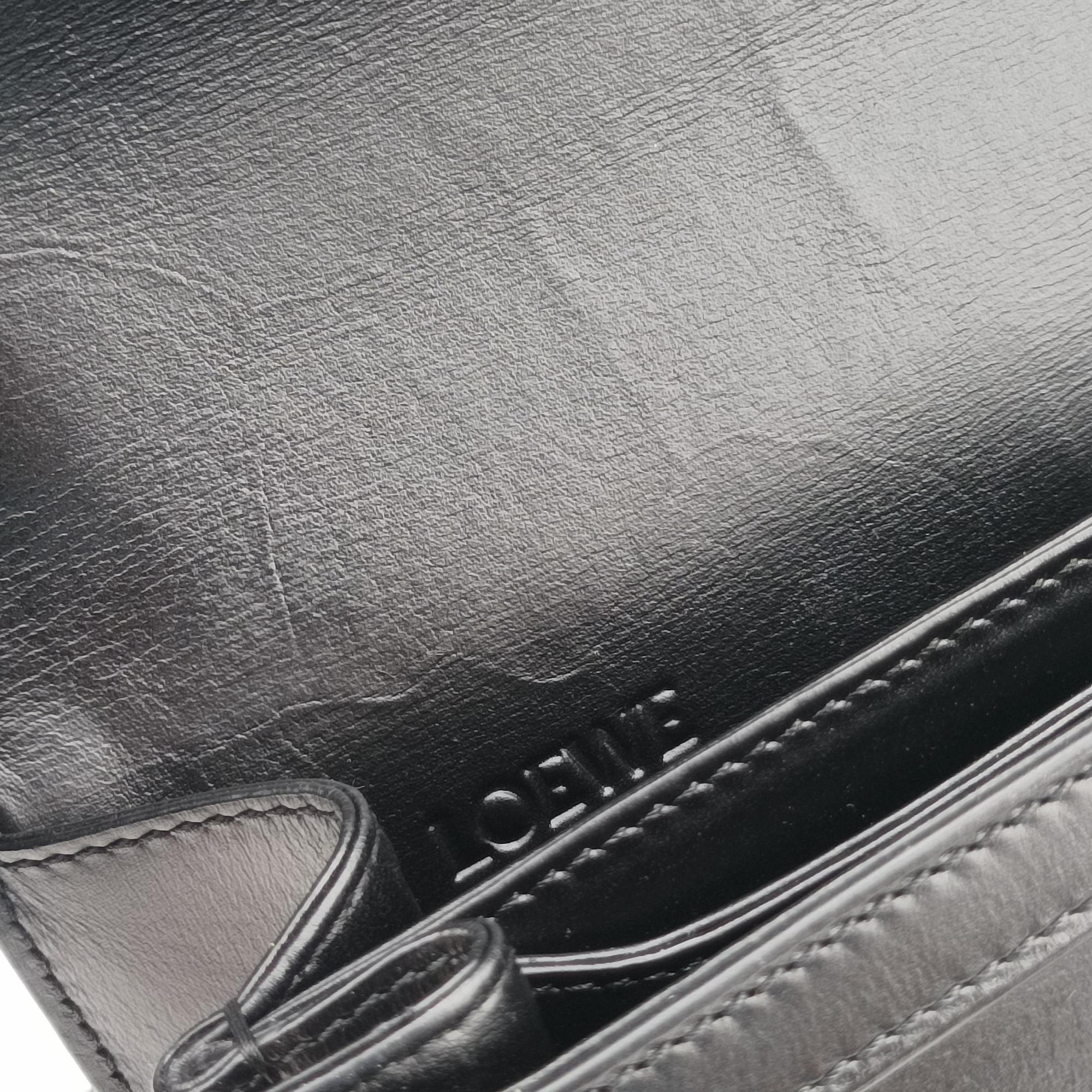 Secondhand Loewe Barcelona Black Leather  shoulderbag | stylenewstar