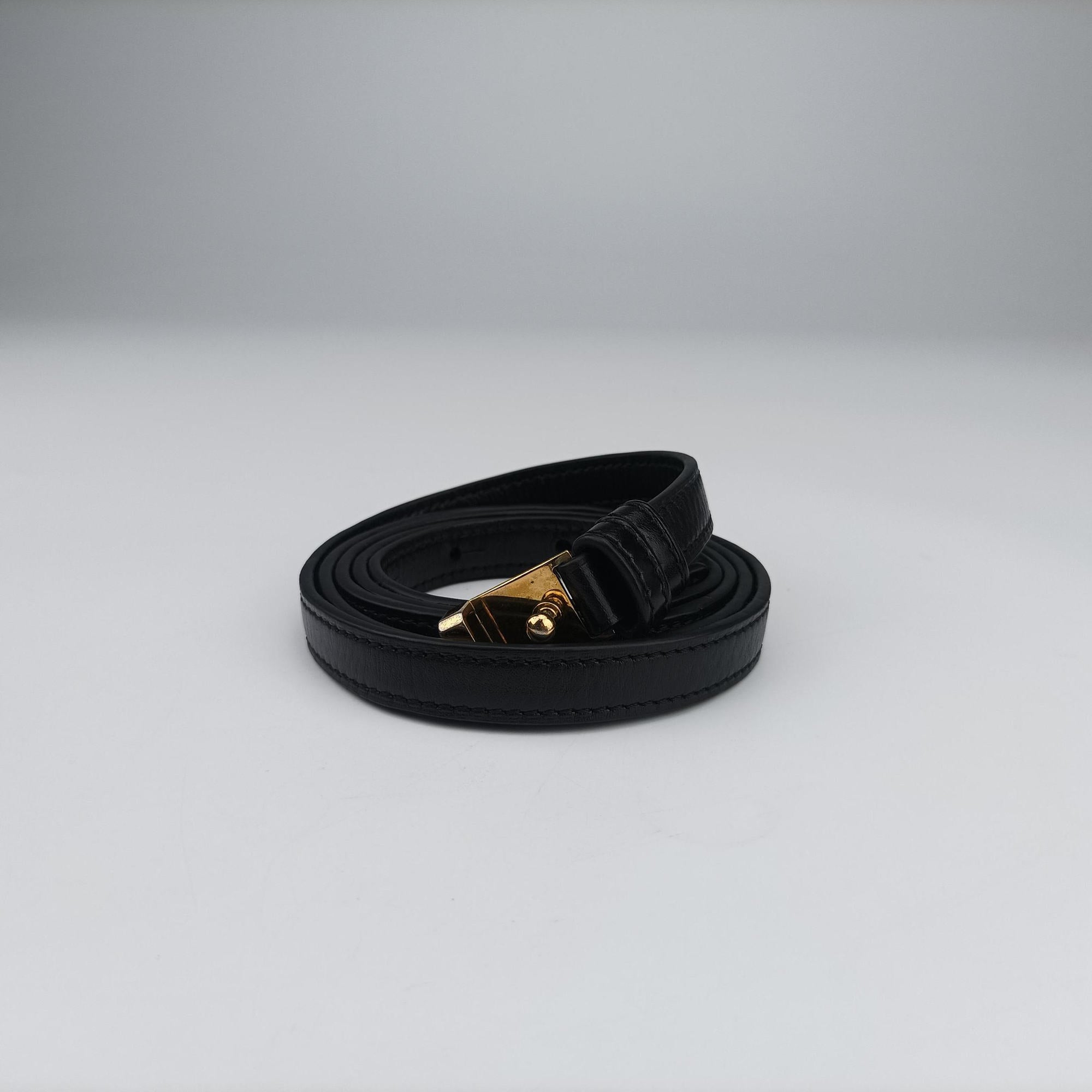 Secondhand Loewe Barcelona Black Leather  shoulderbag | stylenewstar