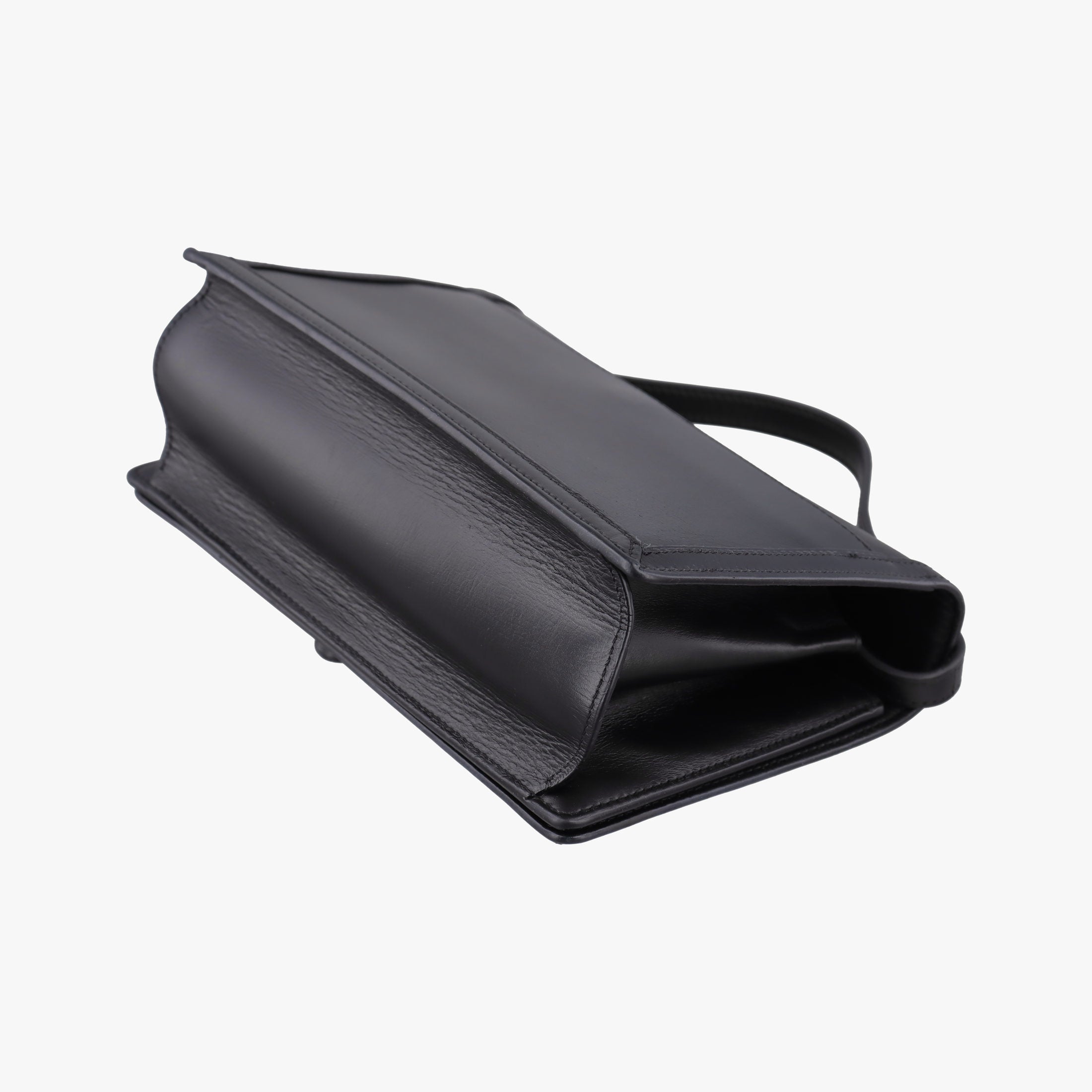 Secondhand Loewe Barcelona Black Leather  shoulderbag | stylenewstar