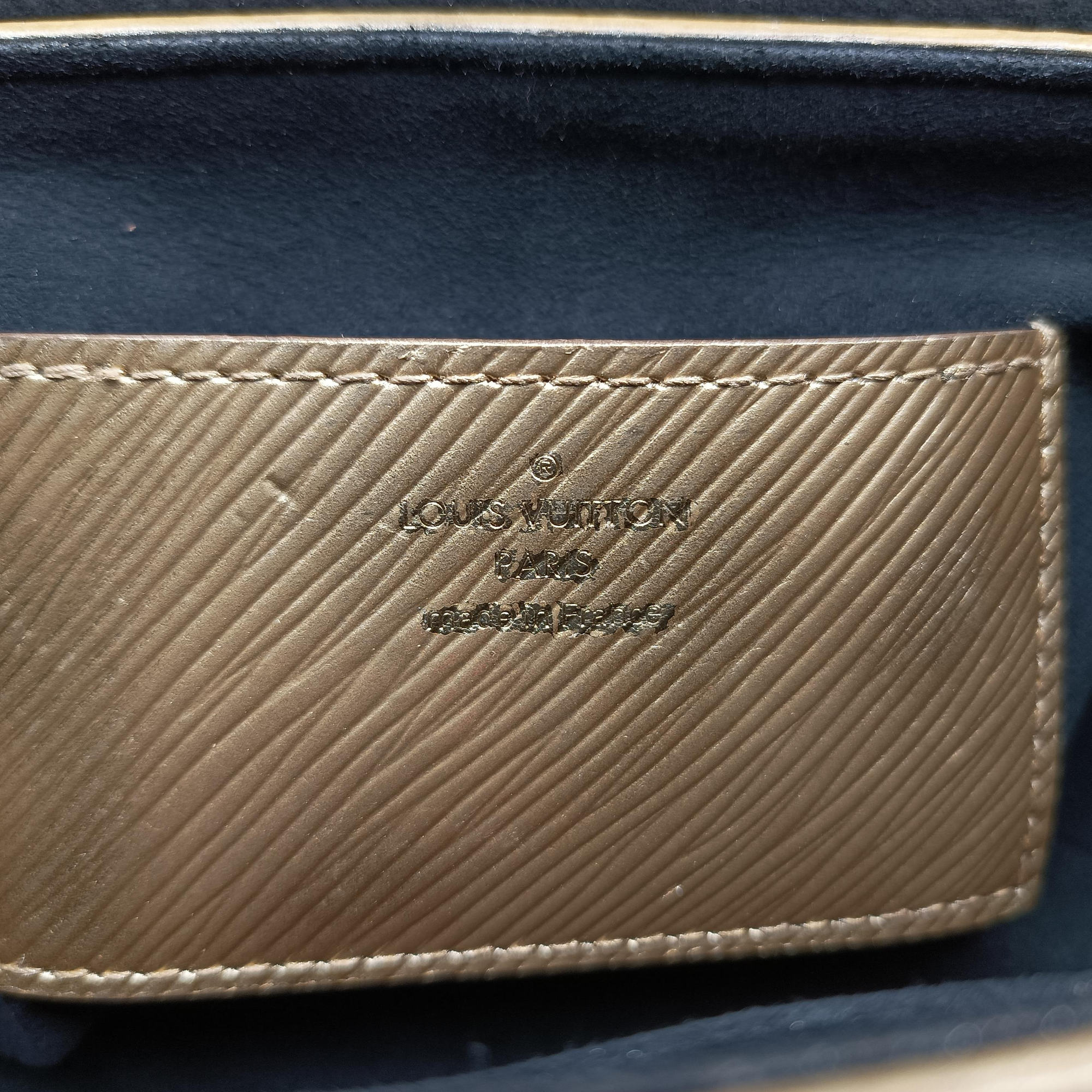 Pre-owned Louis Vuitton TwistPM golden Epi M50524 shoulderbag | stylenewstar