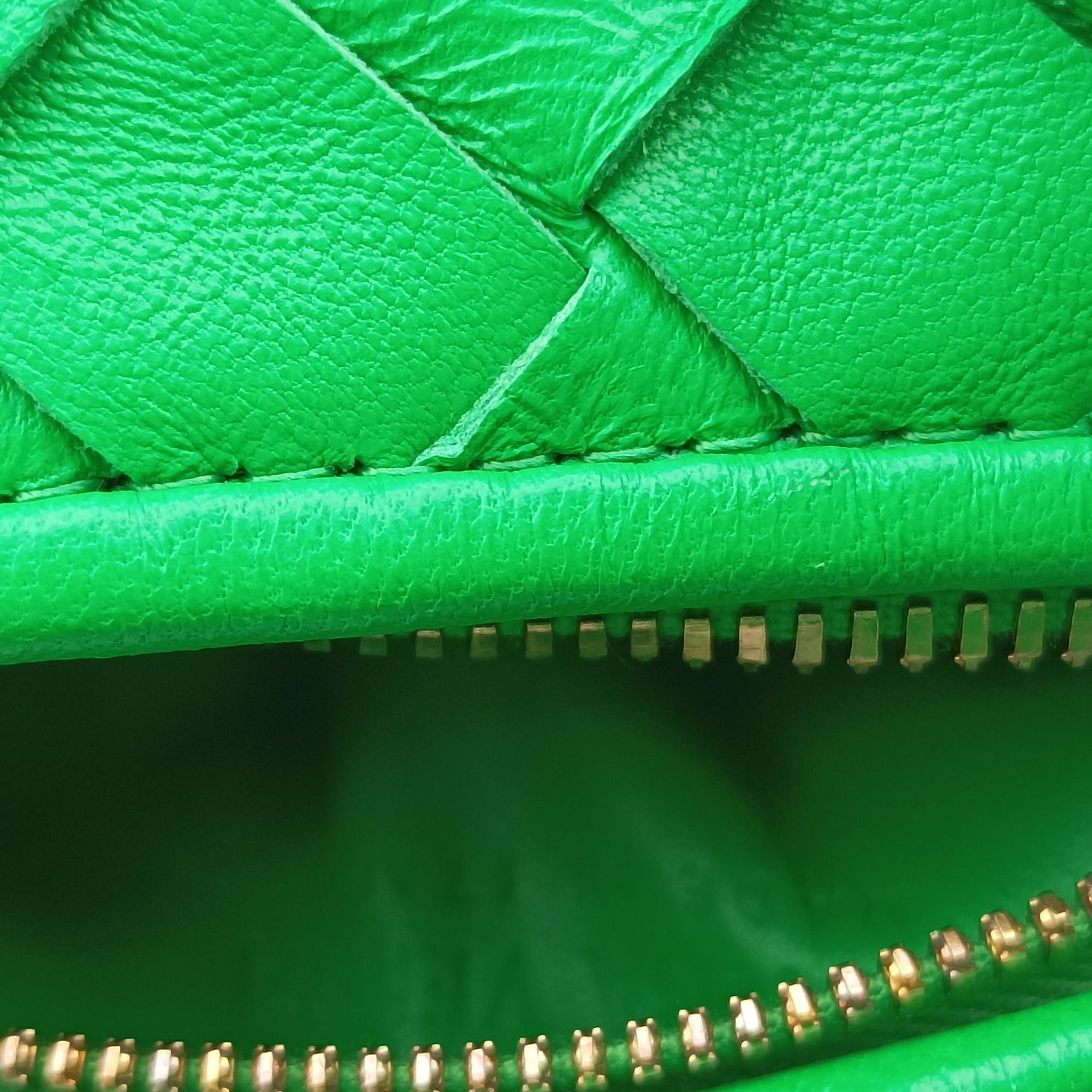 Pre-owned Bottega Veneta The Jodie Green lambskin  handbag | stylenewstar