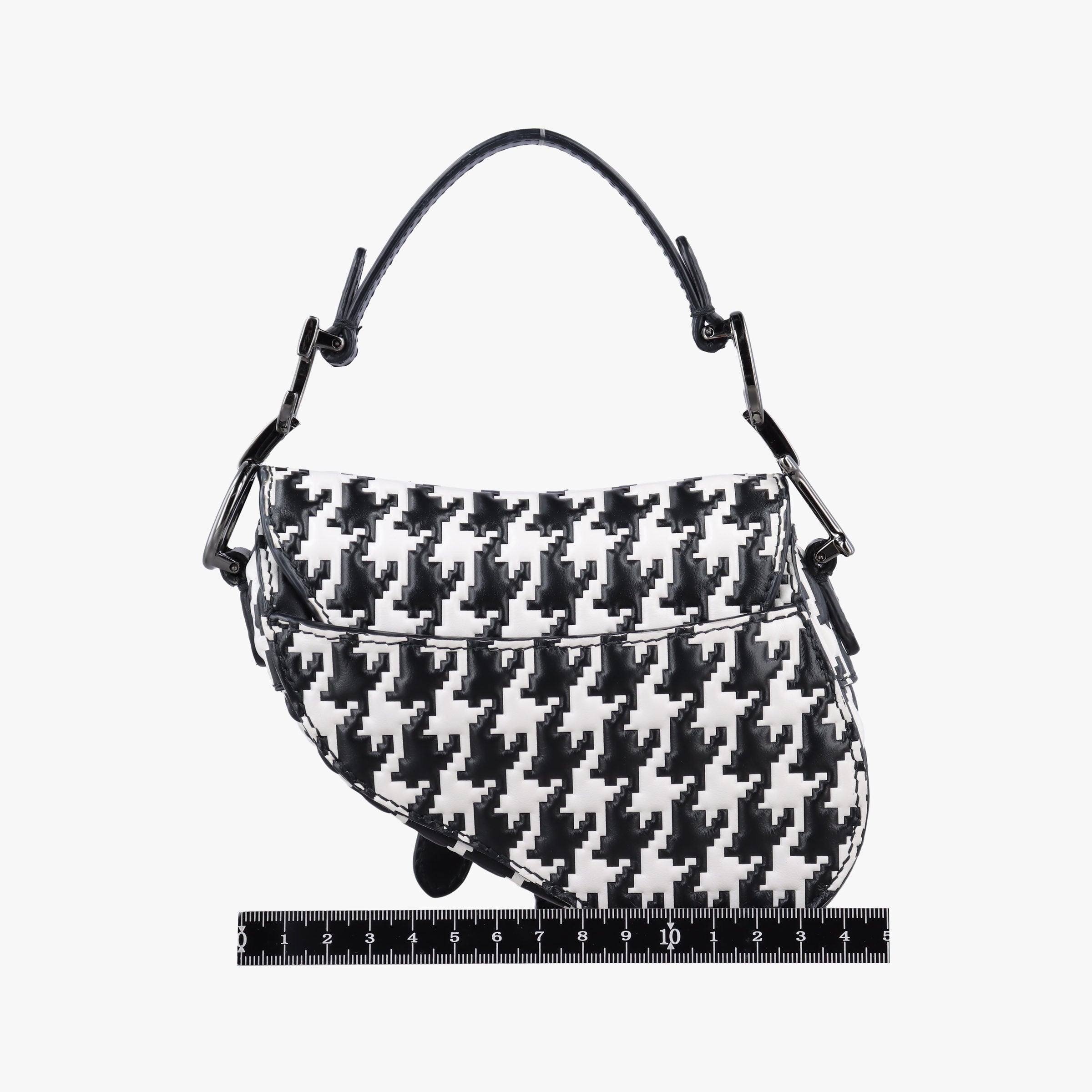 Secondhand Christian Dior Saddle White × Black Jacquard  shoulderbag | stylenewstar