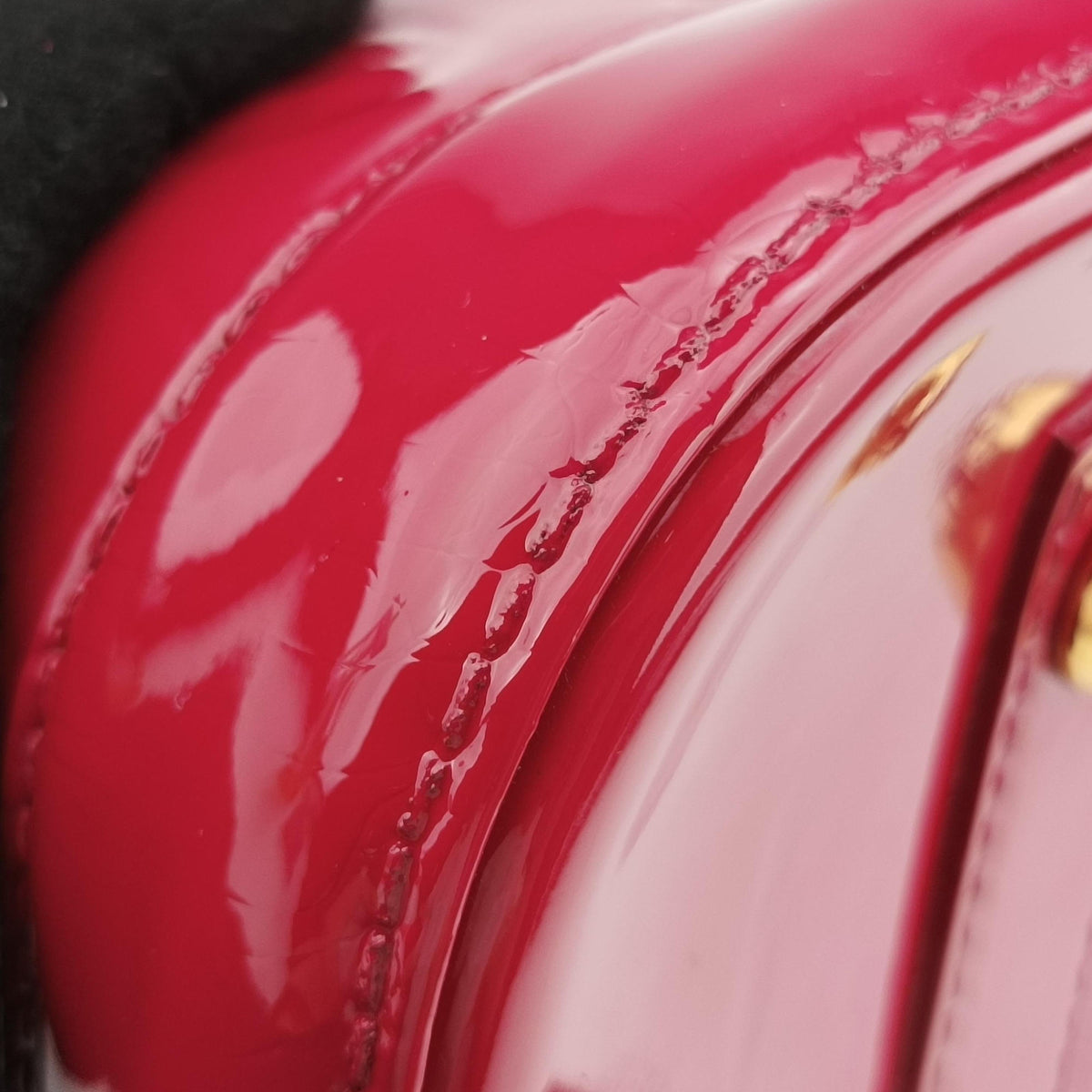 Pre-owned Louis Vuitton Alma PM pomme d'amour Vernis M90096 handbag | stylenewstar