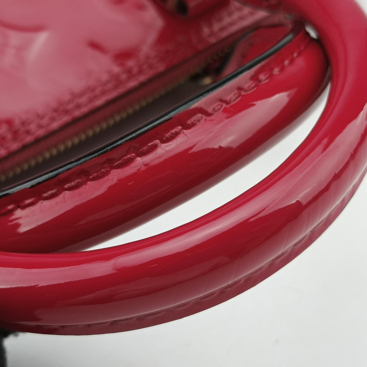 Pre-owned Louis Vuitton Alma PM pomme d'amour Vernis M90096 handbag | stylenewstar
