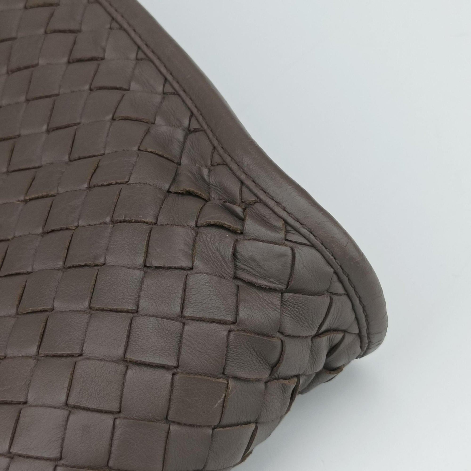 Vintage Bottega Veneta Intrecciato Brown lambskin  handbag | stylenewstar