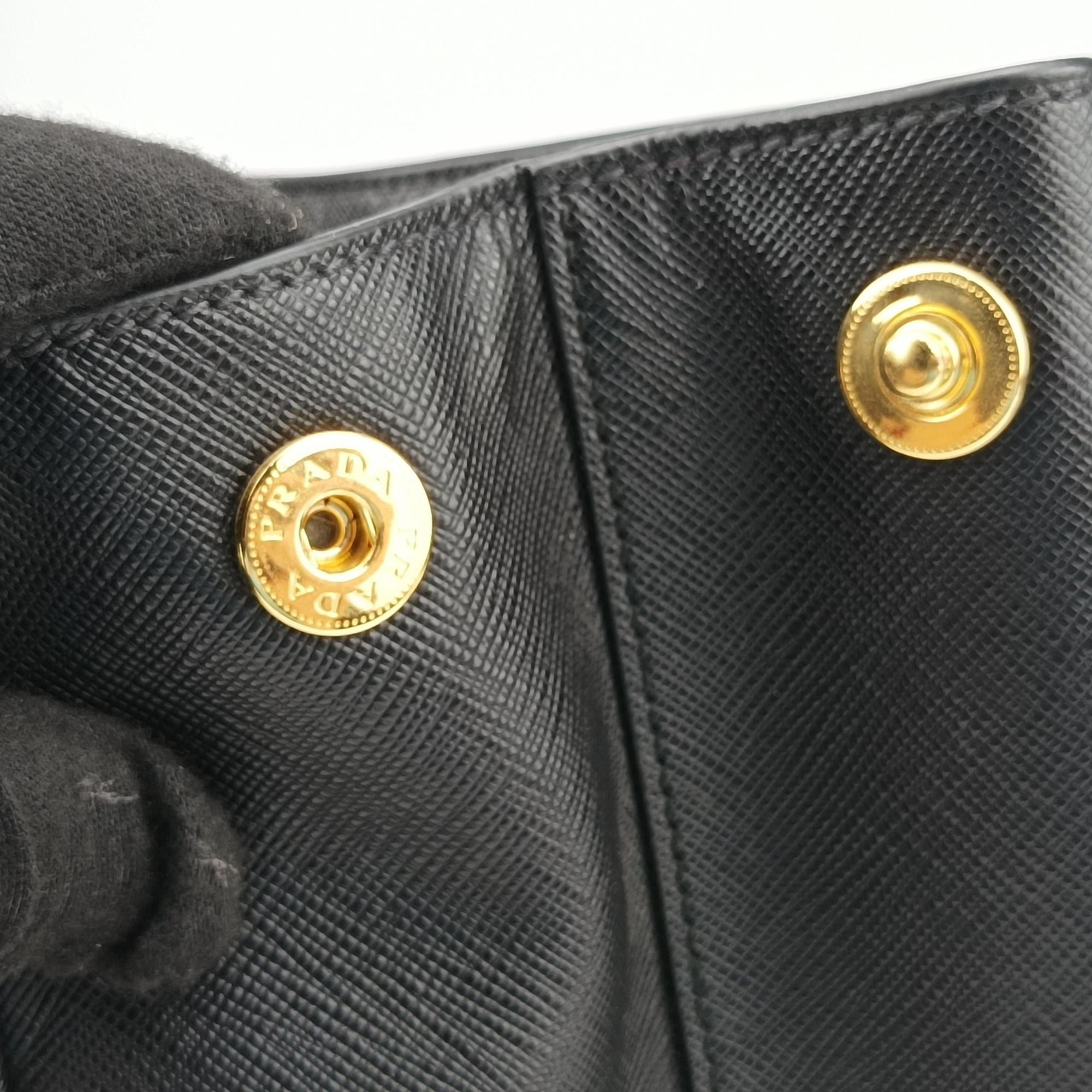 Secondhand Prada Galleria Black SAFFIANO Leather 1BA274 handbag | stylenewstar