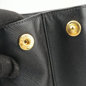 Secondhand Prada Galleria Black SAFFIANO Leather 1BA274 handbag | stylenewstar