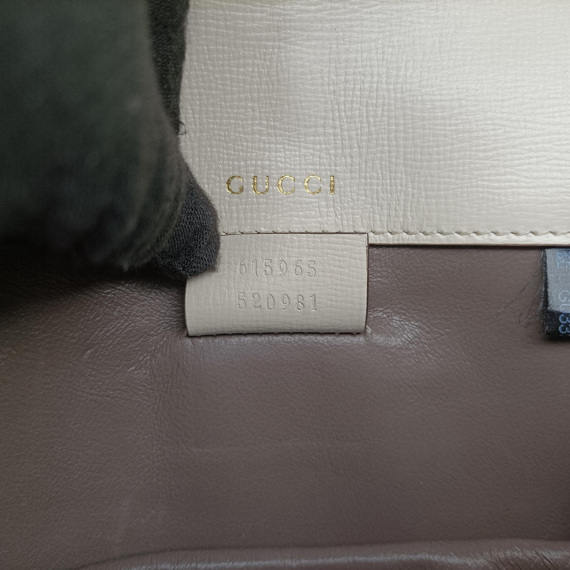 Vintage Gucci Sylvie 1969 Mini White Leather 615965 shoulderbag | stylenewstar