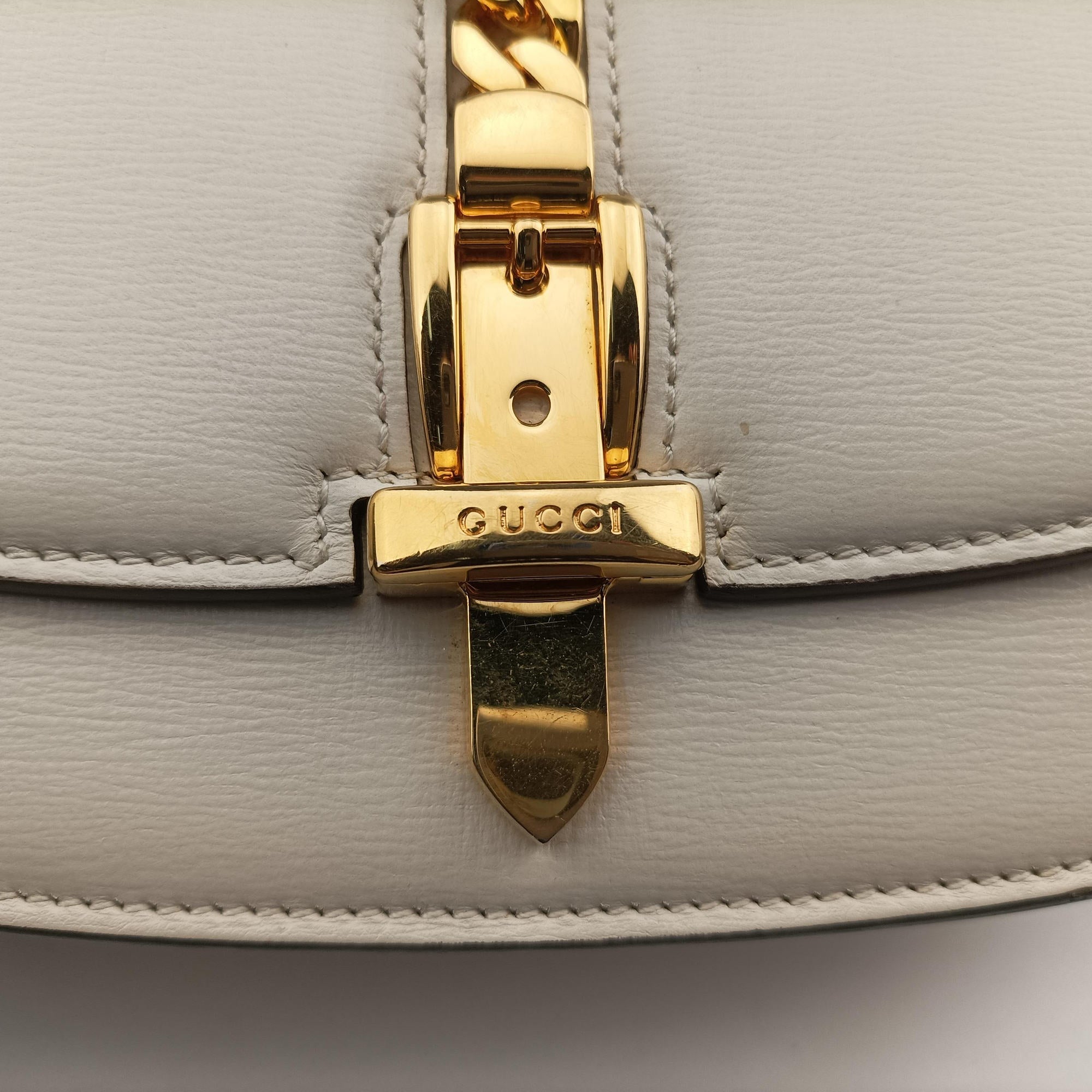 Vintage Gucci Sylvie 1969 Mini White Leather 615965 shoulderbag | stylenewstar