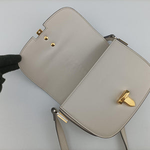Vintage Gucci Sylvie 1969 Mini White Leather 615965 shoulderbag | stylenewstar