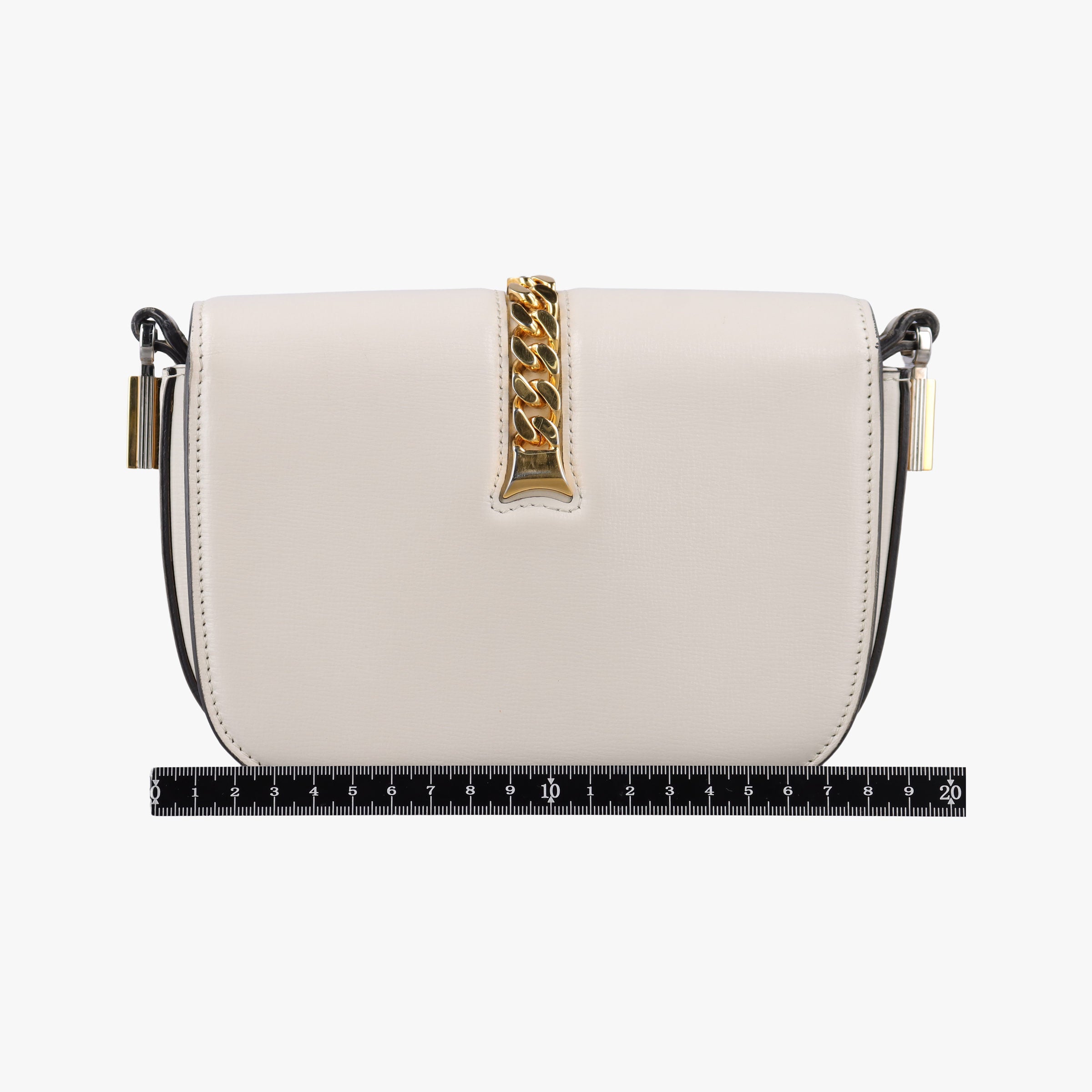 Vintage Gucci Sylvie 1969 Mini White Leather 615965 shoulderbag | stylenewstar