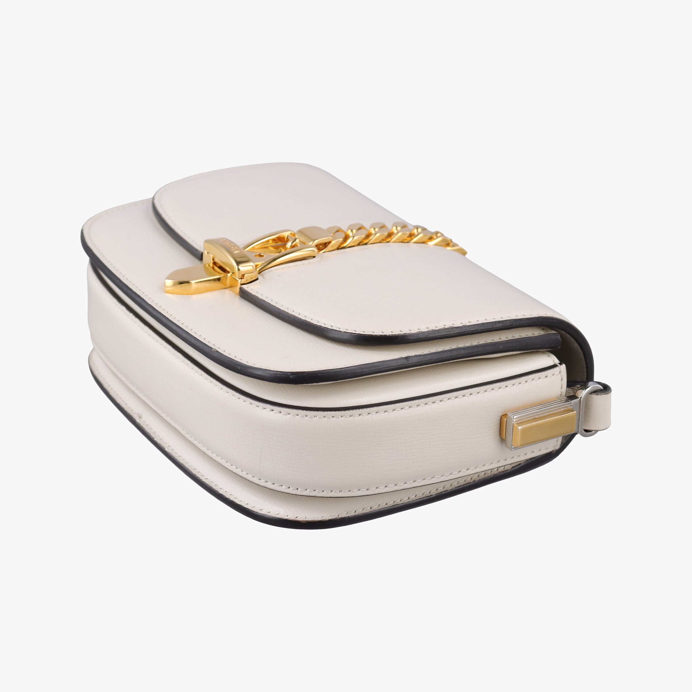 Vintage Gucci Sylvie 1969 Mini White Leather 615965 shoulderbag | stylenewstar