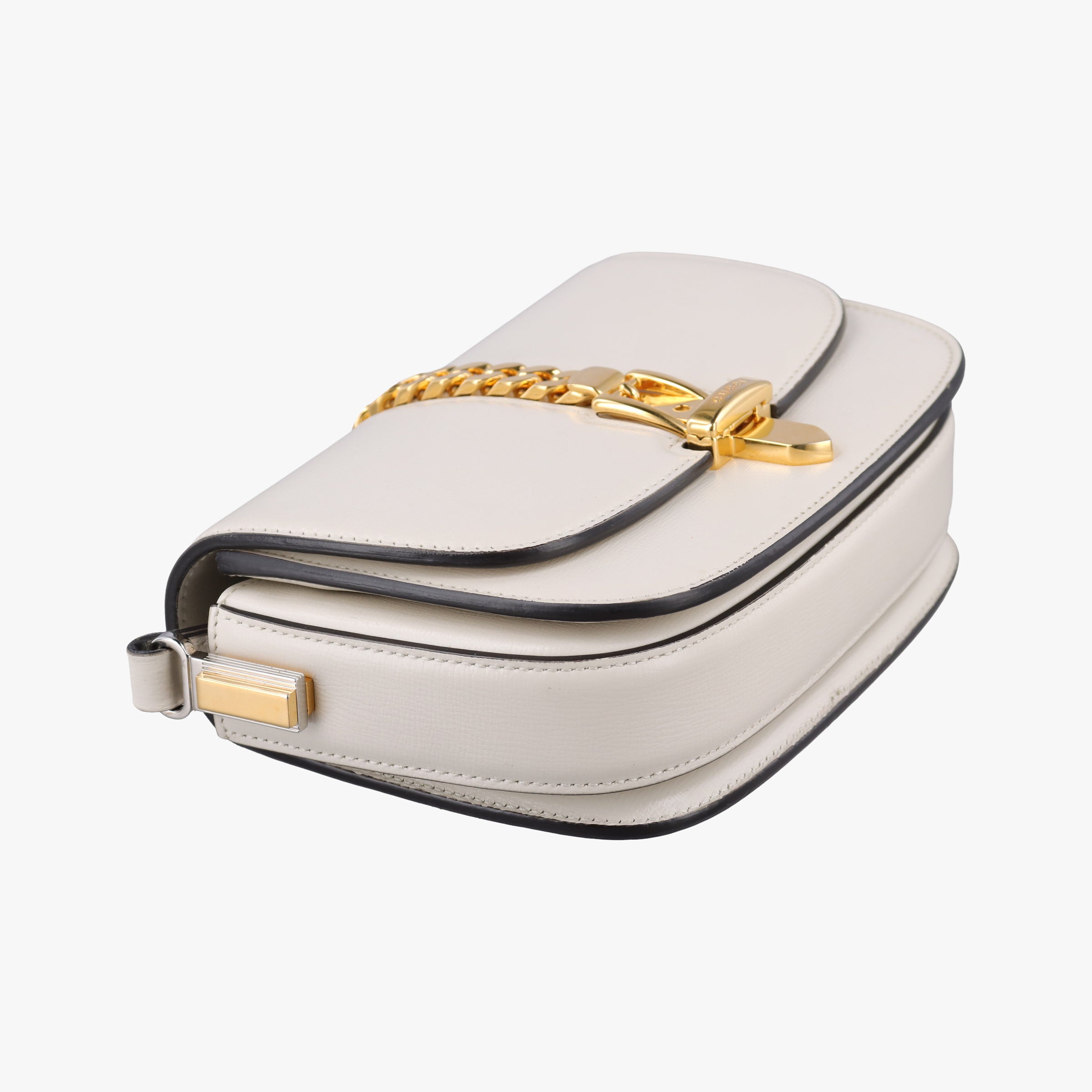 Vintage Gucci Sylvie 1969 Mini White Leather 615965 shoulderbag | stylenewstar