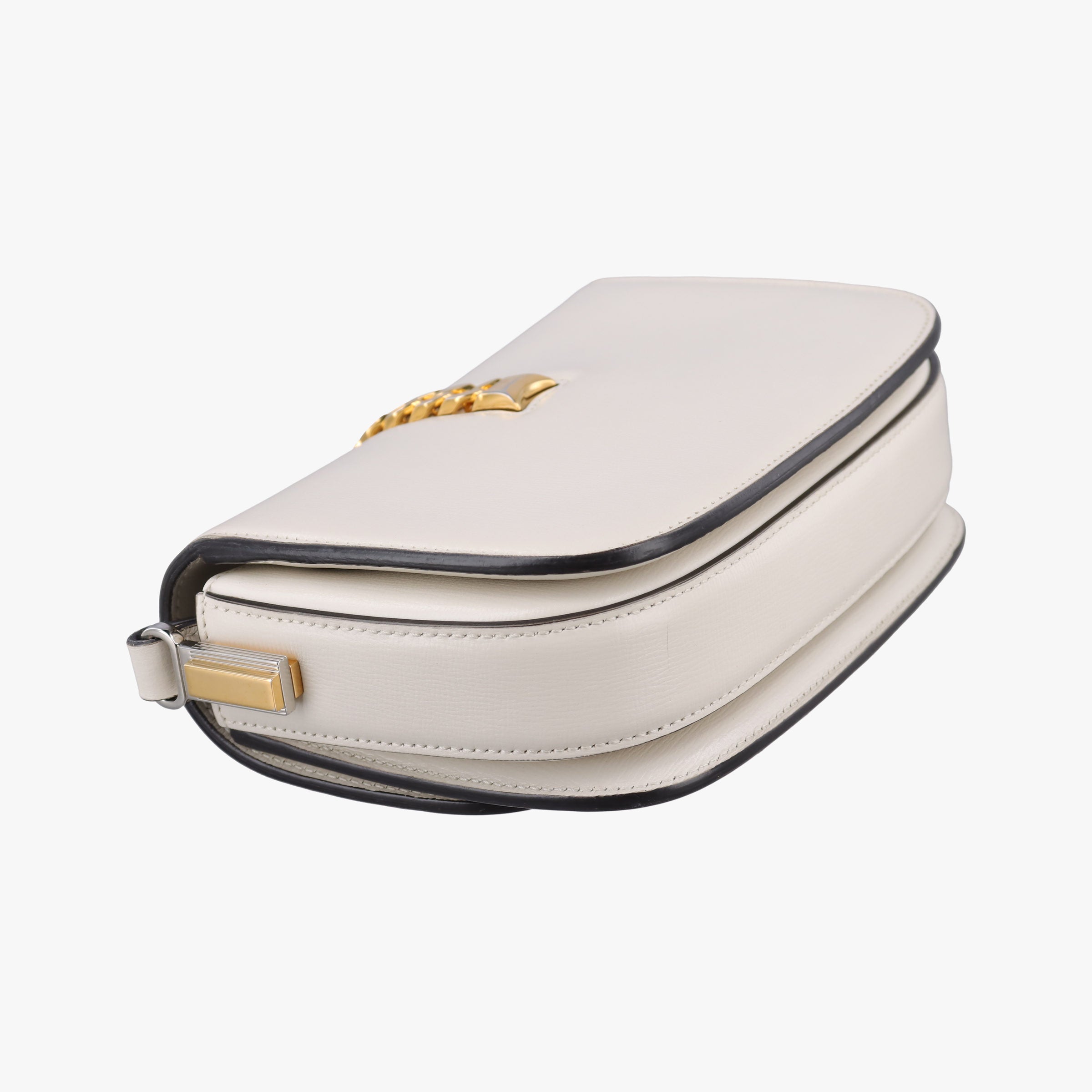 Vintage Gucci Sylvie 1969 Mini White Leather 615965 shoulderbag | stylenewstar