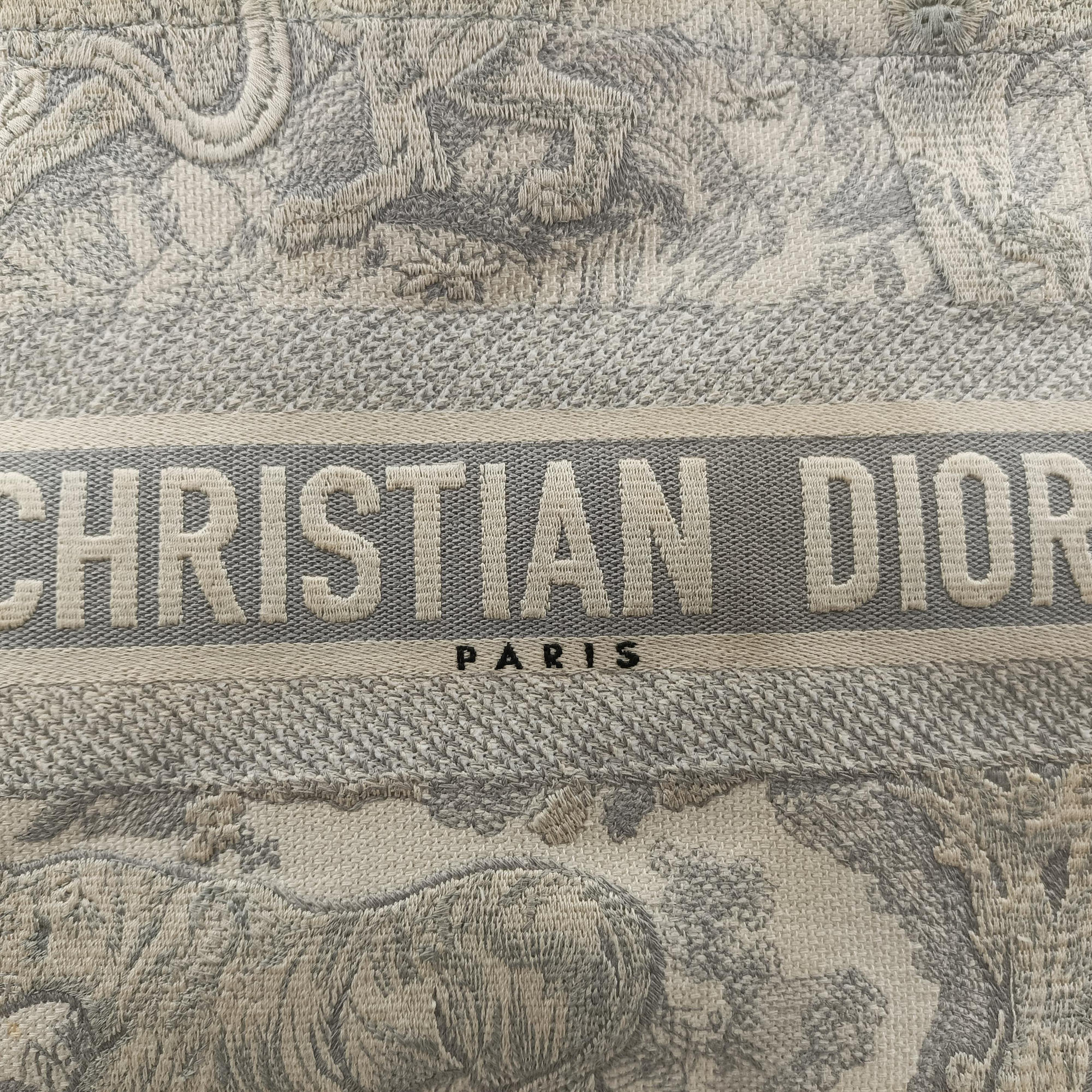 Pre-owned Christian Dior Toile de Jouy Grey canvas  handbag | stylenewstar