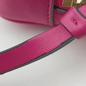 Pre-owned VERSACE La Medusa Camera Rose Leather  shoulderbag | stylenewstar