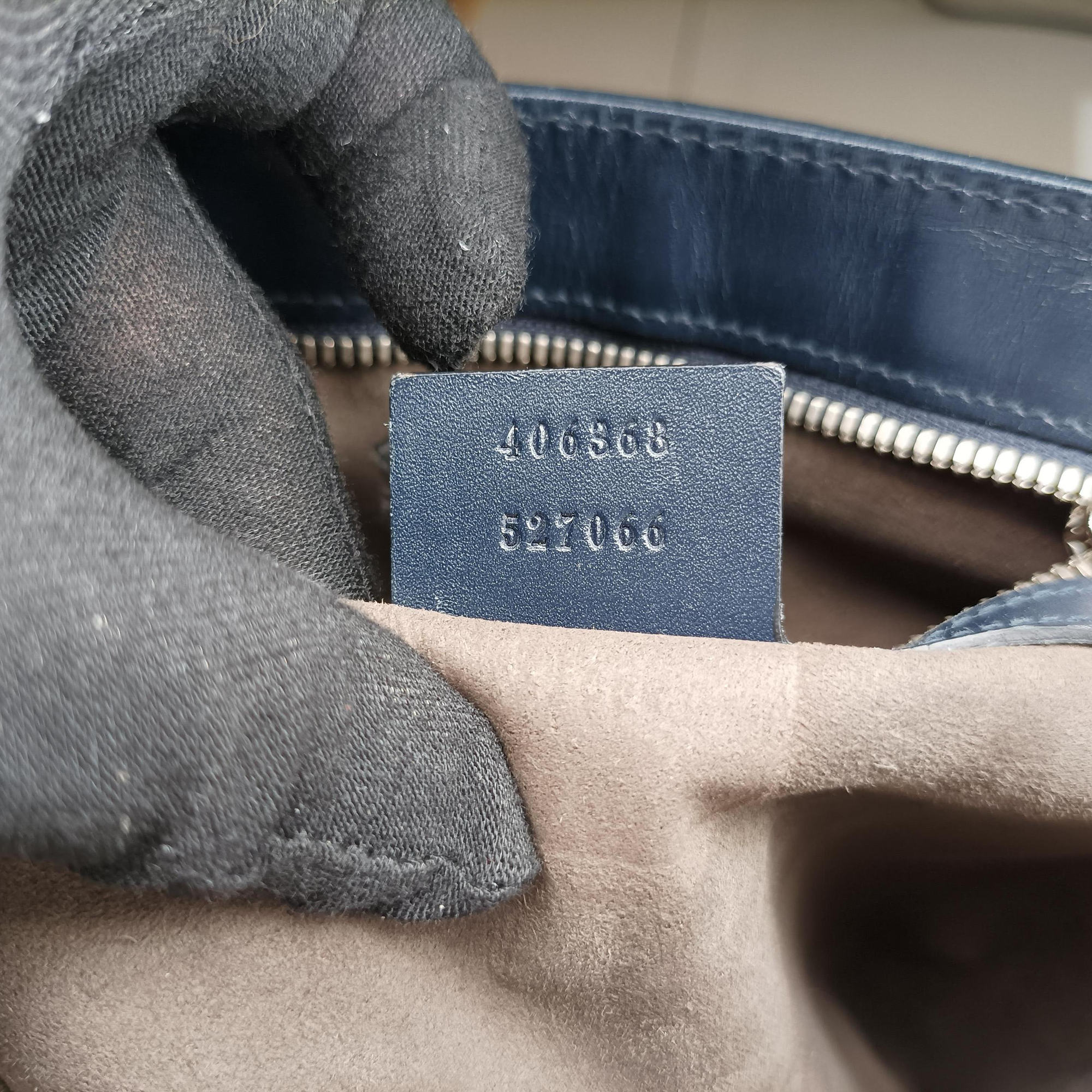 Secondhand Gucci GG Plus GG Supreme Navy Leather 406368 shoulderbag | stylenewstar