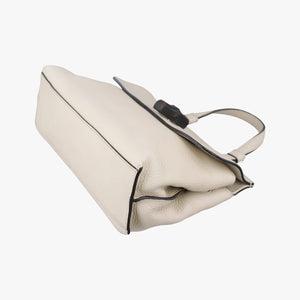 Pre-owned Gucci Bamboo Daily White Leather 370831 shoulderbag | stylenewstar