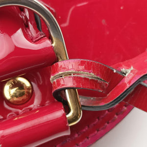 Pre-owned Louis Vuitton Alma BB pomme d'amour Vernis M90174 shoulderbag | stylenewstar