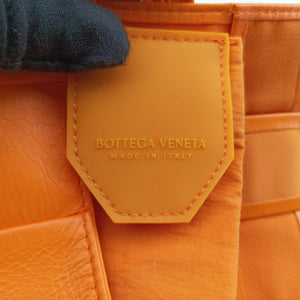 Pre-owned Bottega Veneta candy cassette Orange lambskin  shoulderbag | stylenewstar