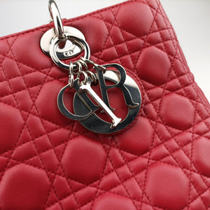 Pre-owned Christian Dior Lady Dior Red lambskin  shoulderbag | stylenewstar