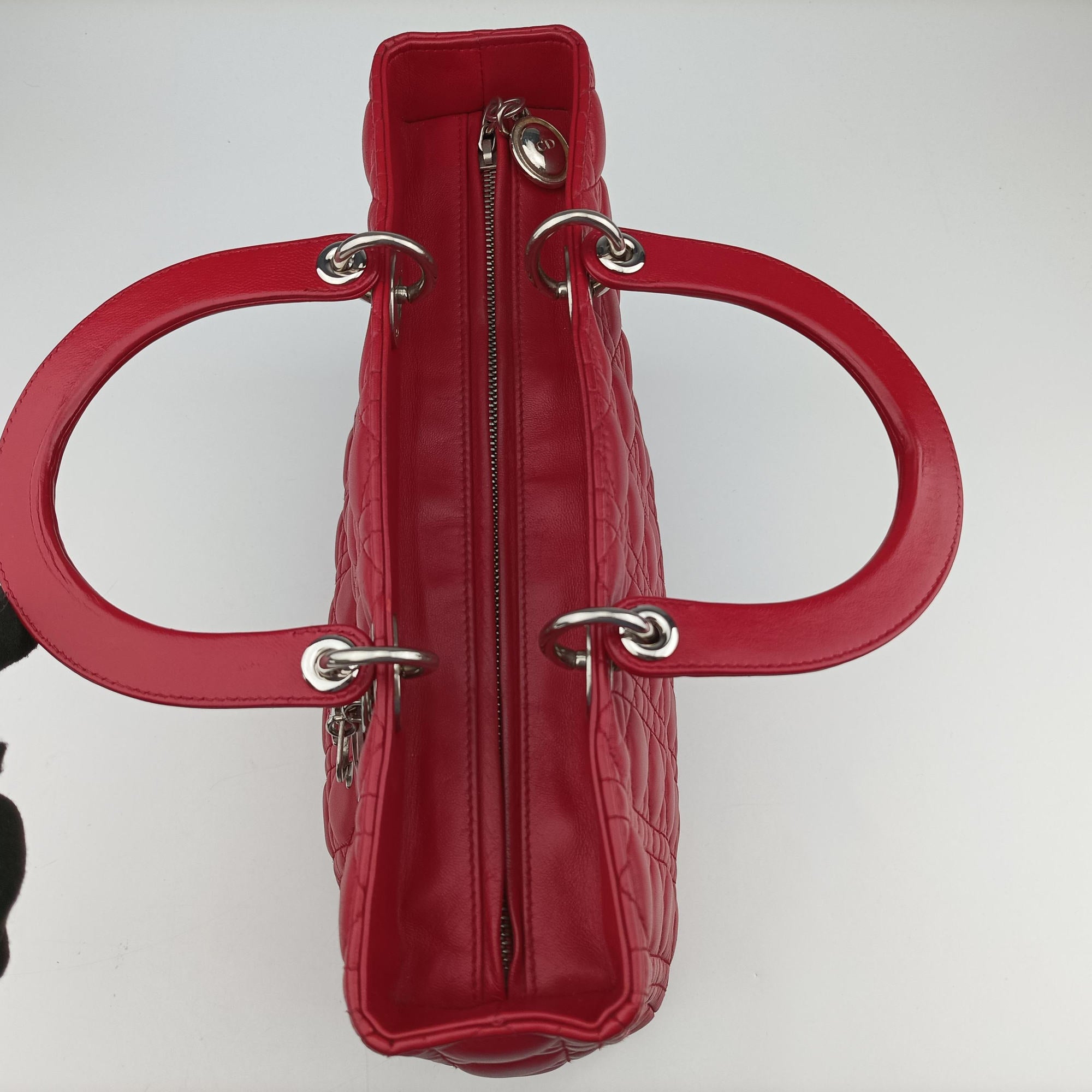 Pre-owned Christian Dior Lady Dior Red lambskin  shoulderbag | stylenewstar