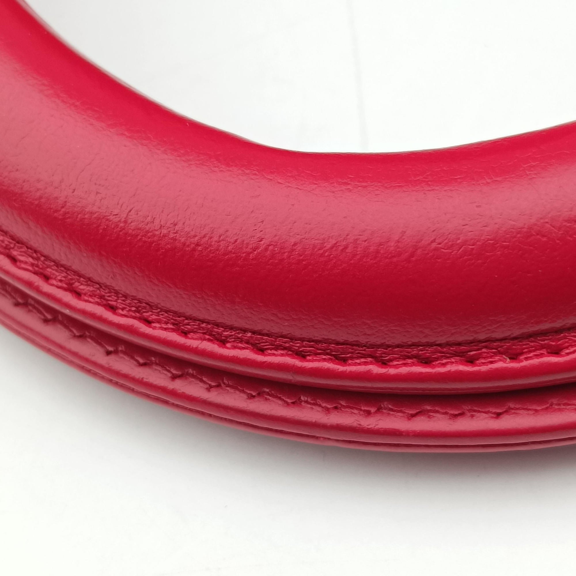 Pre-owned Christian Dior Lady Dior Red lambskin  shoulderbag | stylenewstar