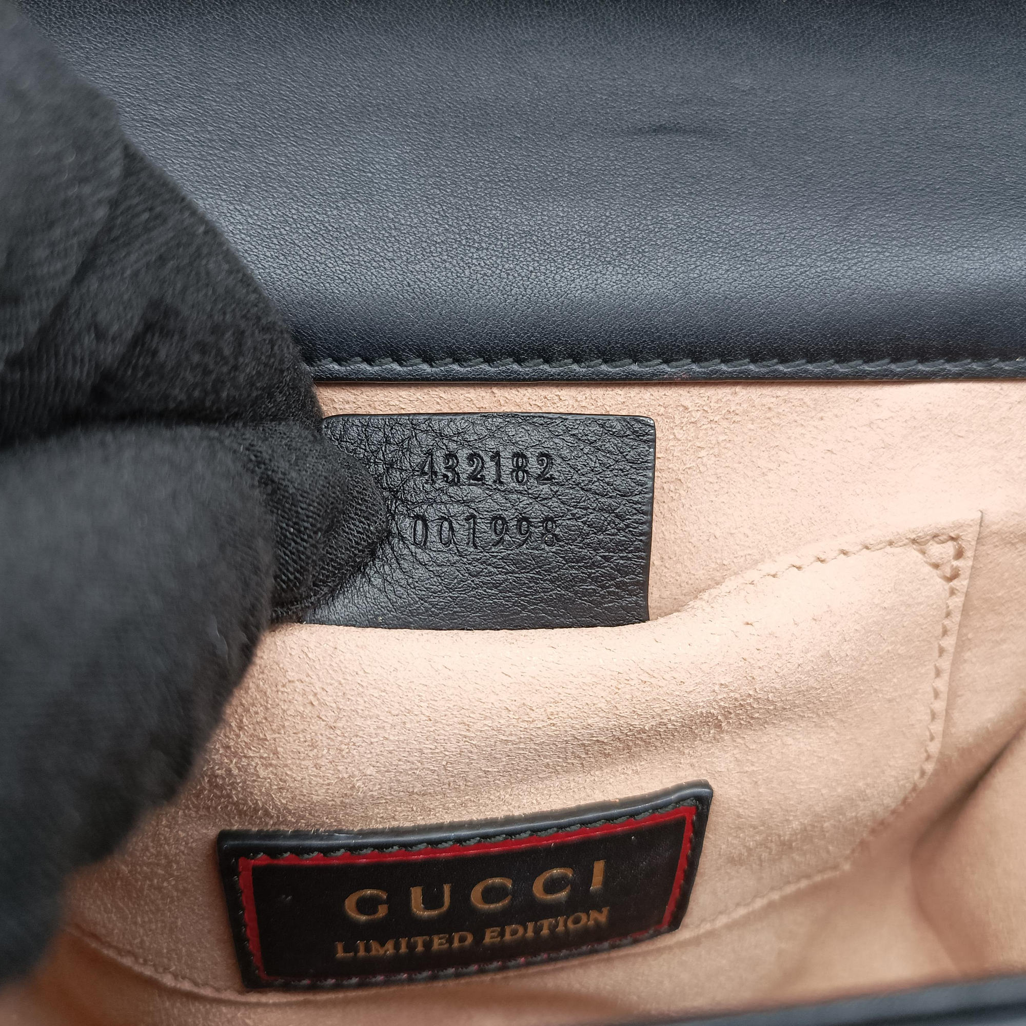Pre-owned Gucci Padlock Black×Red×Golden Leather 432182 shoulderbag | stylenewstar