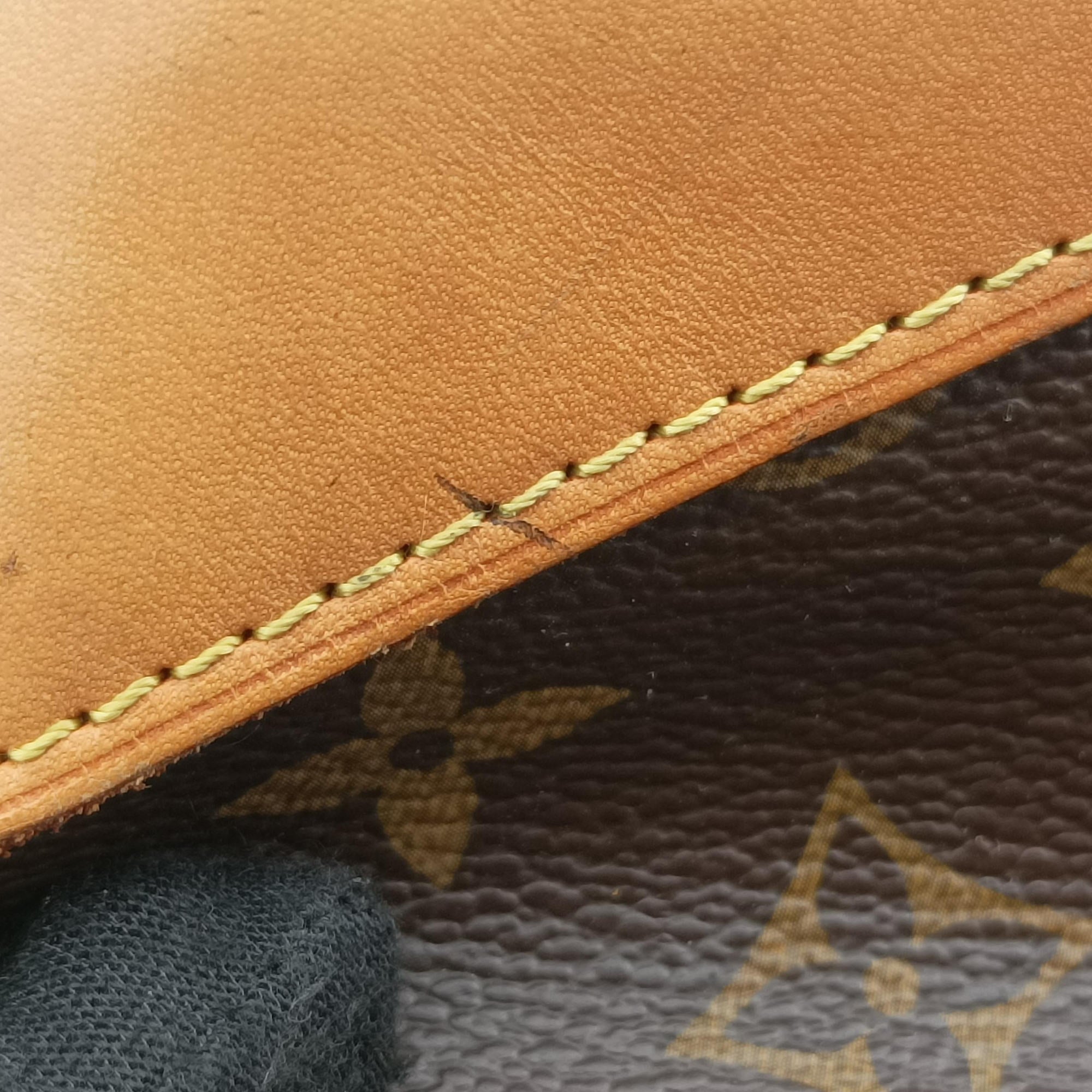 Pre-owned Louis Vuitton Lockit Horizontal Brown Monogram Canvas M40104 handbag | stylenewstar