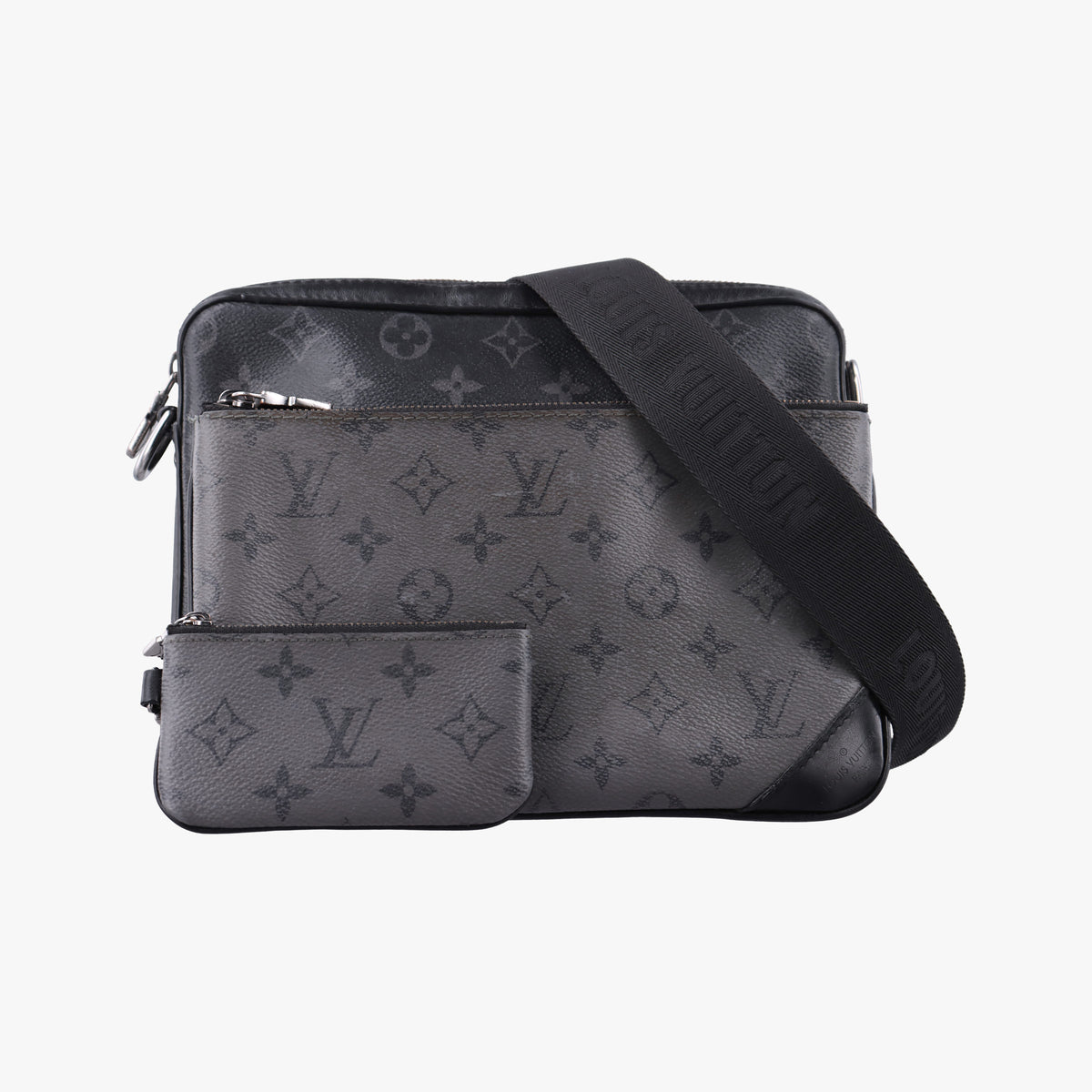 Pre-owned Louis Vuitton Trio Messenger Gris Monogram Shadow M46603 shoulderbag | stylenewstar