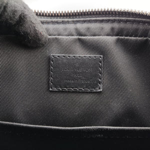 Pre-owned Louis Vuitton Trio Messenger Gris Monogram Shadow M46603 shoulderbag | stylenewstar